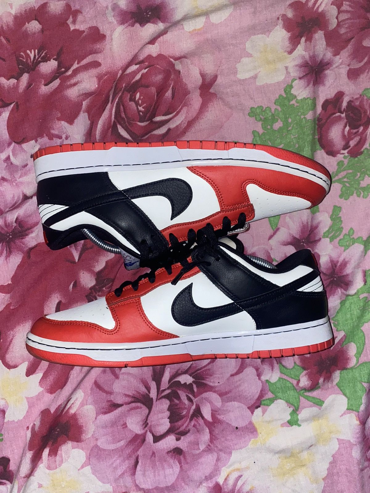 image of Nba × Dunk Low Emb 75Th Anniversary - Bulls Size 12 Mens Shoes in Red