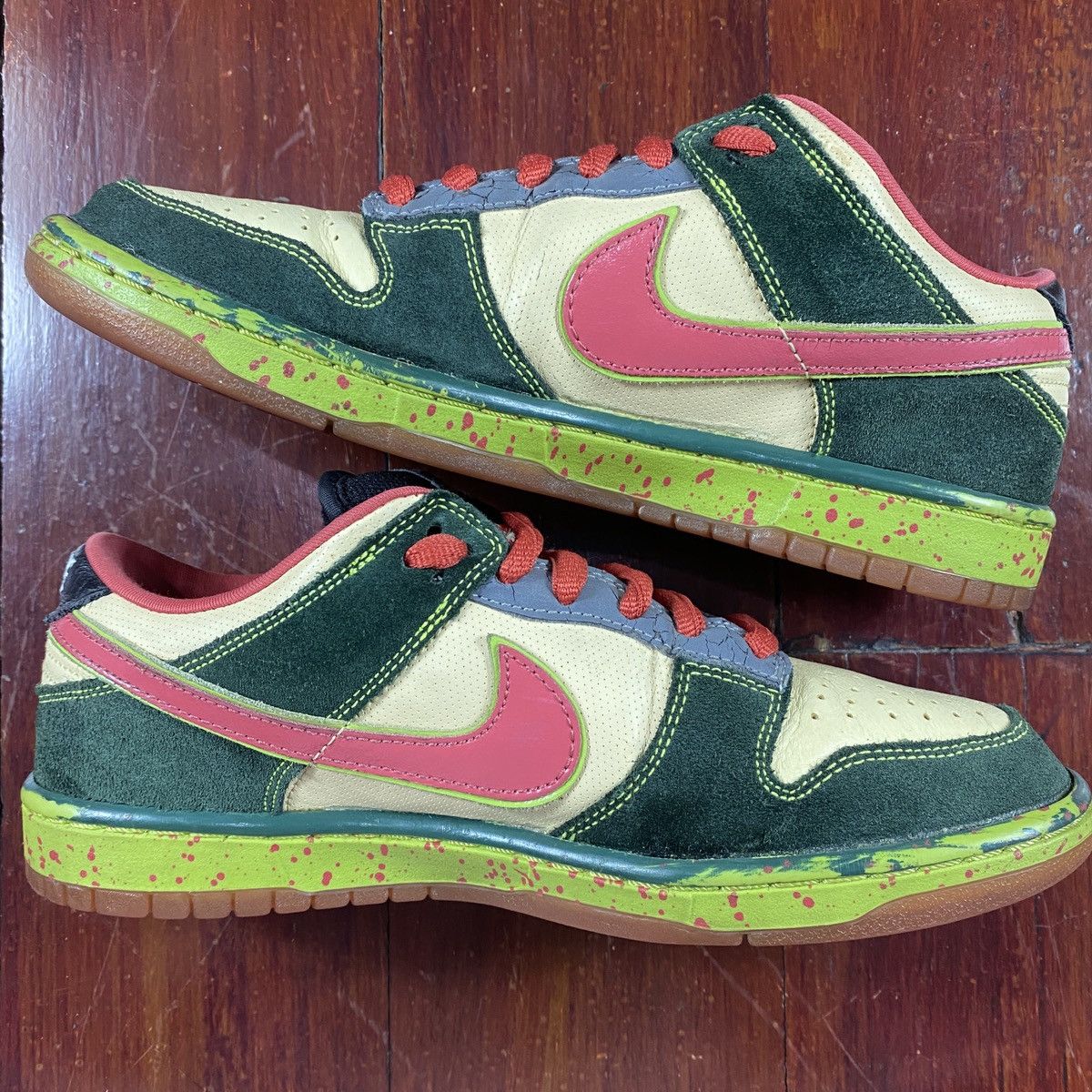 Nike SB Dunk Low Mosquito 2008 Size US 8.5 / EU 41-42 - 4 Thumbnail