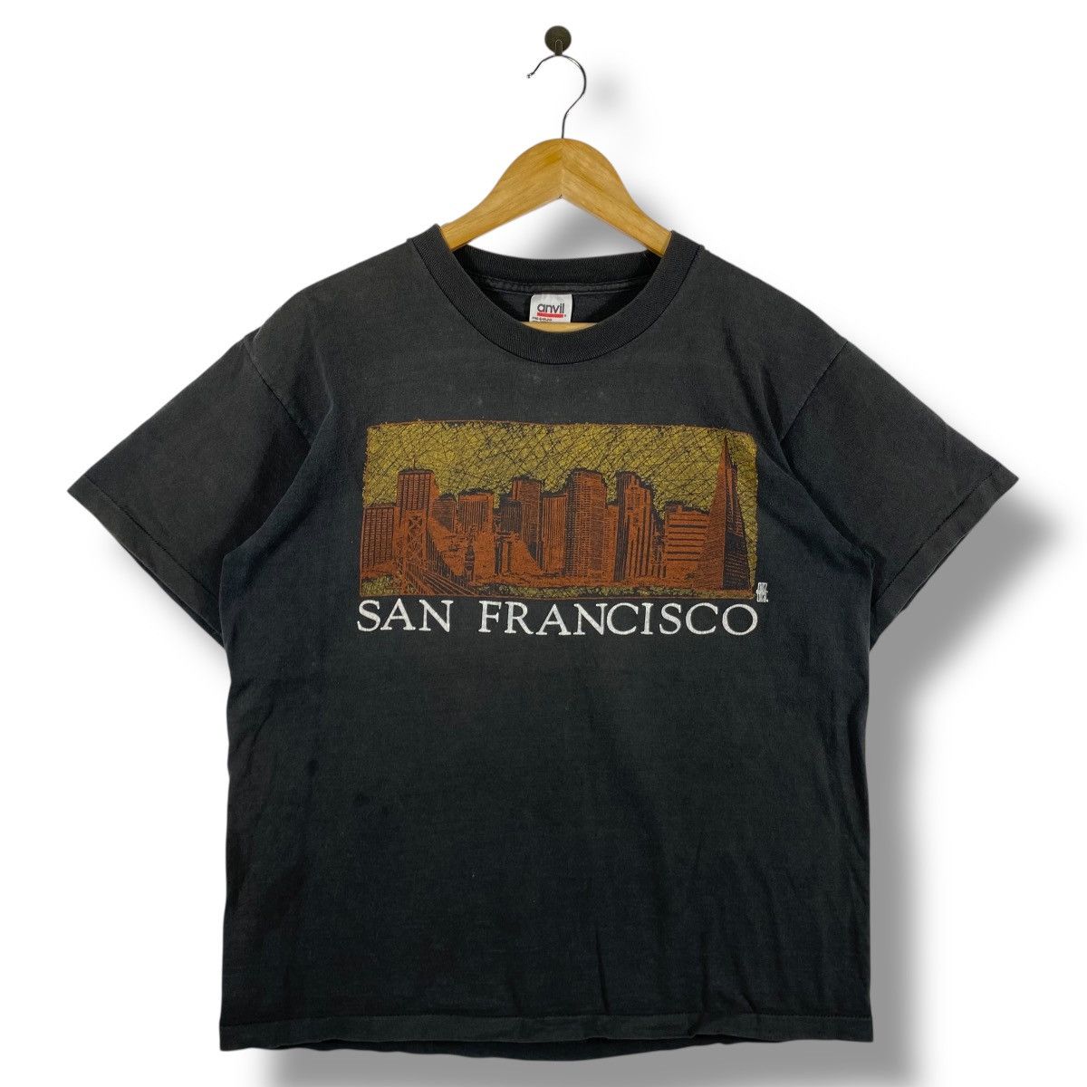 Vintage Vintage 90's SAN FRANCISCO Graphic Faded Anvil Tee Shirt Size US L / EU 52-54 / 3 - 1 Thumbnail