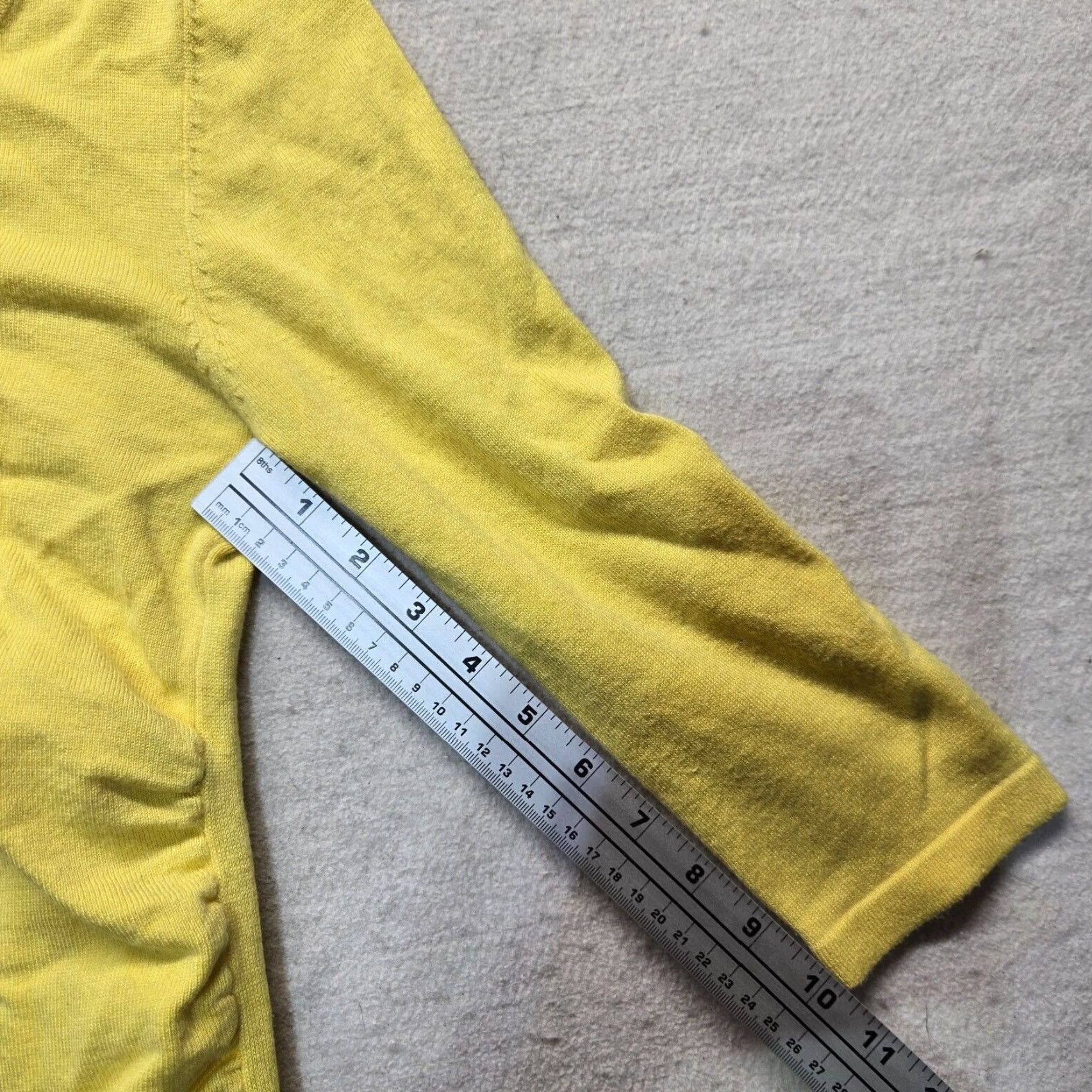 Vintage NYCollection Solid Yellow Long Sleeve XS Extra Small Women’s Size Sweater Adult Size XS / US 0-2 / IT 36-38 - 4 Thumbnail