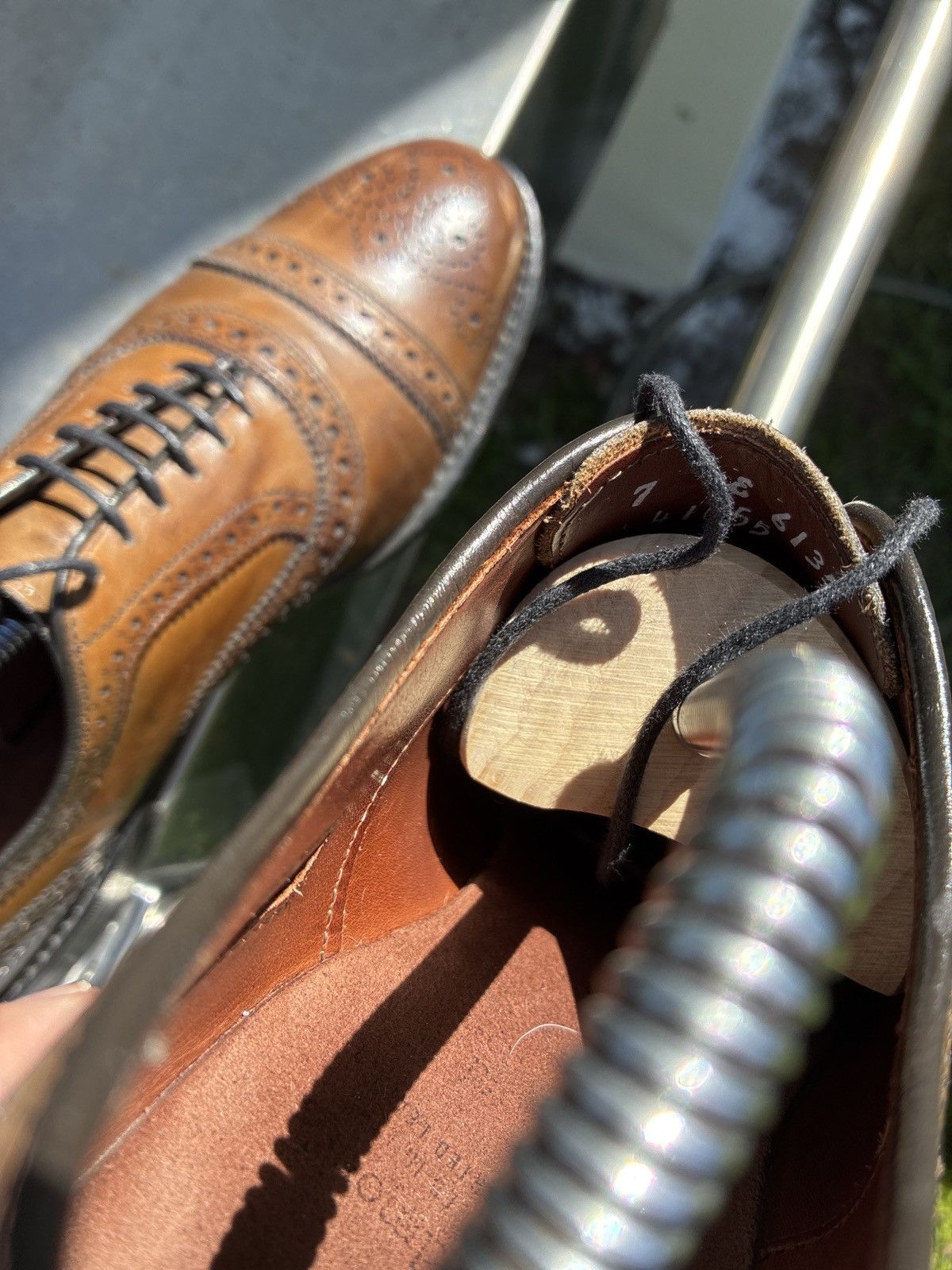Allen Edmonds Allen Edmonds Bourbon Strand Oxfords US7E Size US 7 / EU 40 - 5 Thumbnail