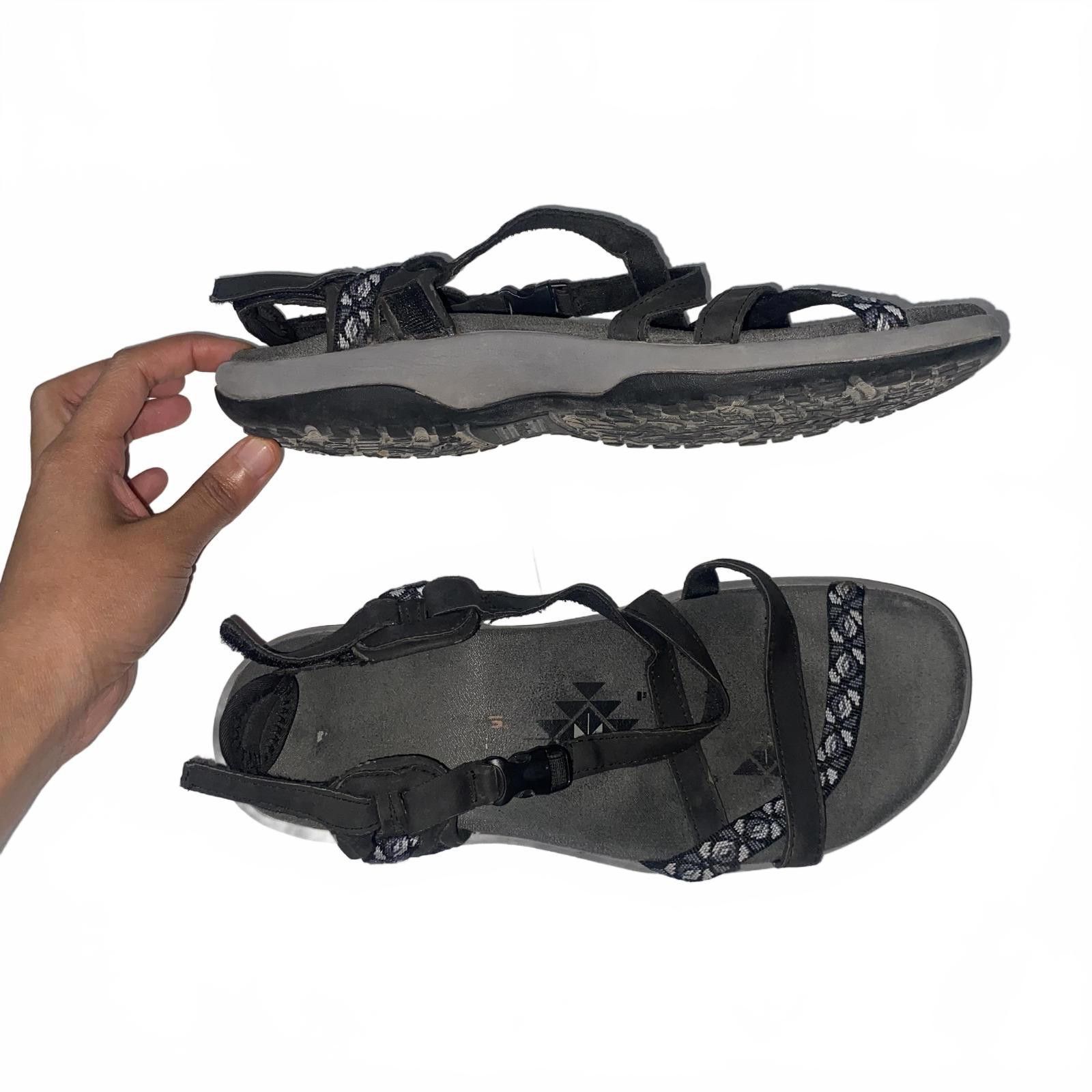 SKECHERS Skechers Women’s Strappy Outdoor Sandals Size 7 Black & Gray Size US 7 / IT 37 - 2 Thumbnail