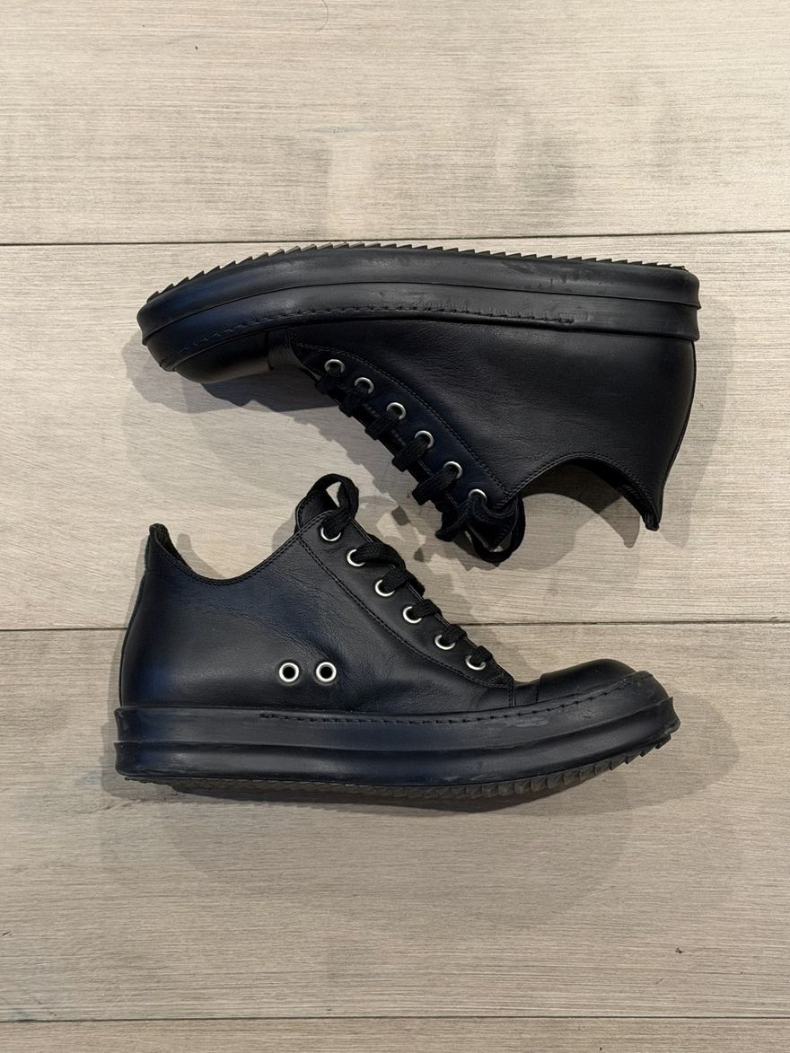Mainline Low Sneakers