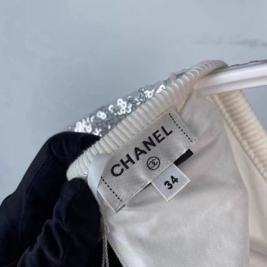 Chanel Chanel women's short sleeve t-shirt Size XS / US 0-2 / IT 36-38 - 5 Thumbnail