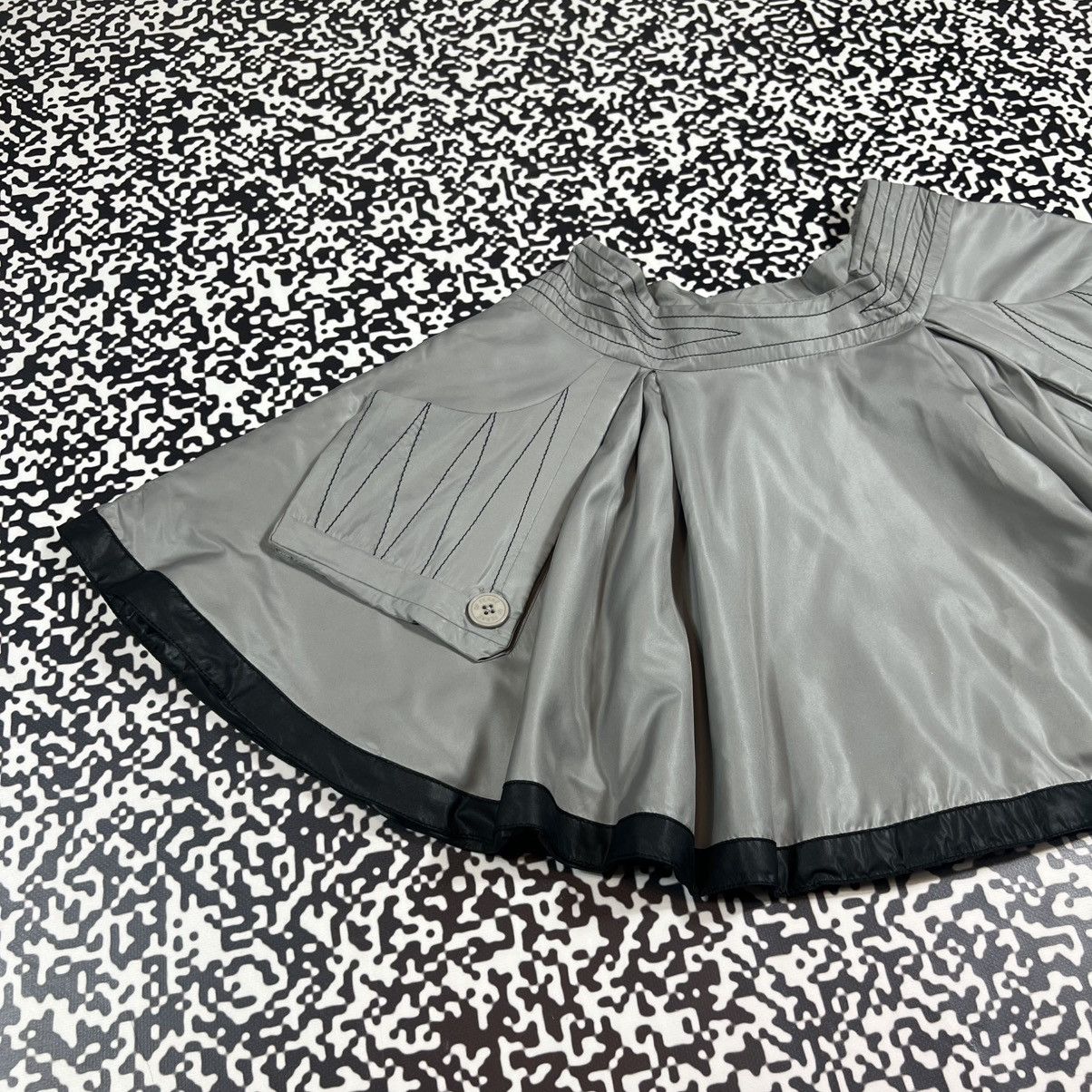 GF Ferre Vintage Y2K GF FERRE Gianfranco Flared Mini Skirt Luxury Size 26" / US 2 / IT 38 - 7 Thumbnail
