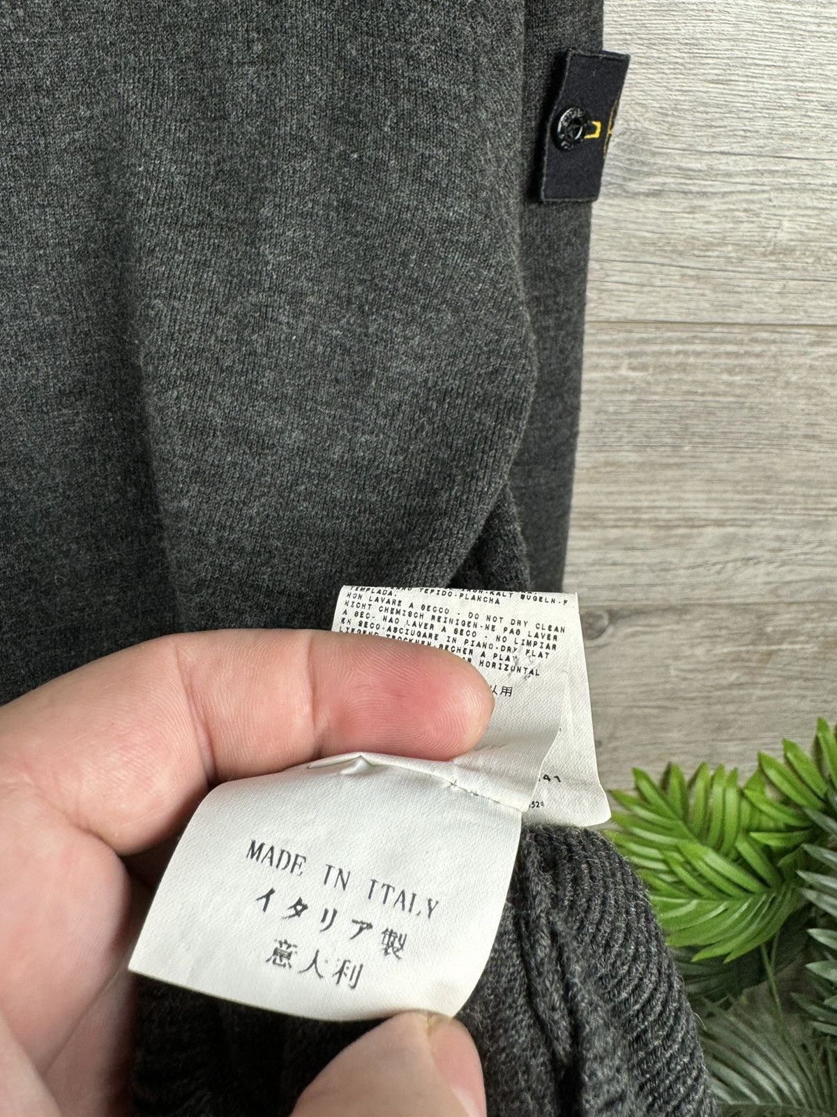 Stone Island Stone Island size S ( 😎 sale without a patch) Size US S / EU 44-46 / 1 - 11 Thumbnail