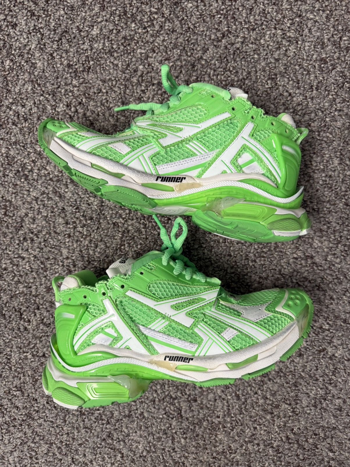 Balenciaga Balenciaga Runner Green Size US 7 / EU 40 - 1 Thumbnail