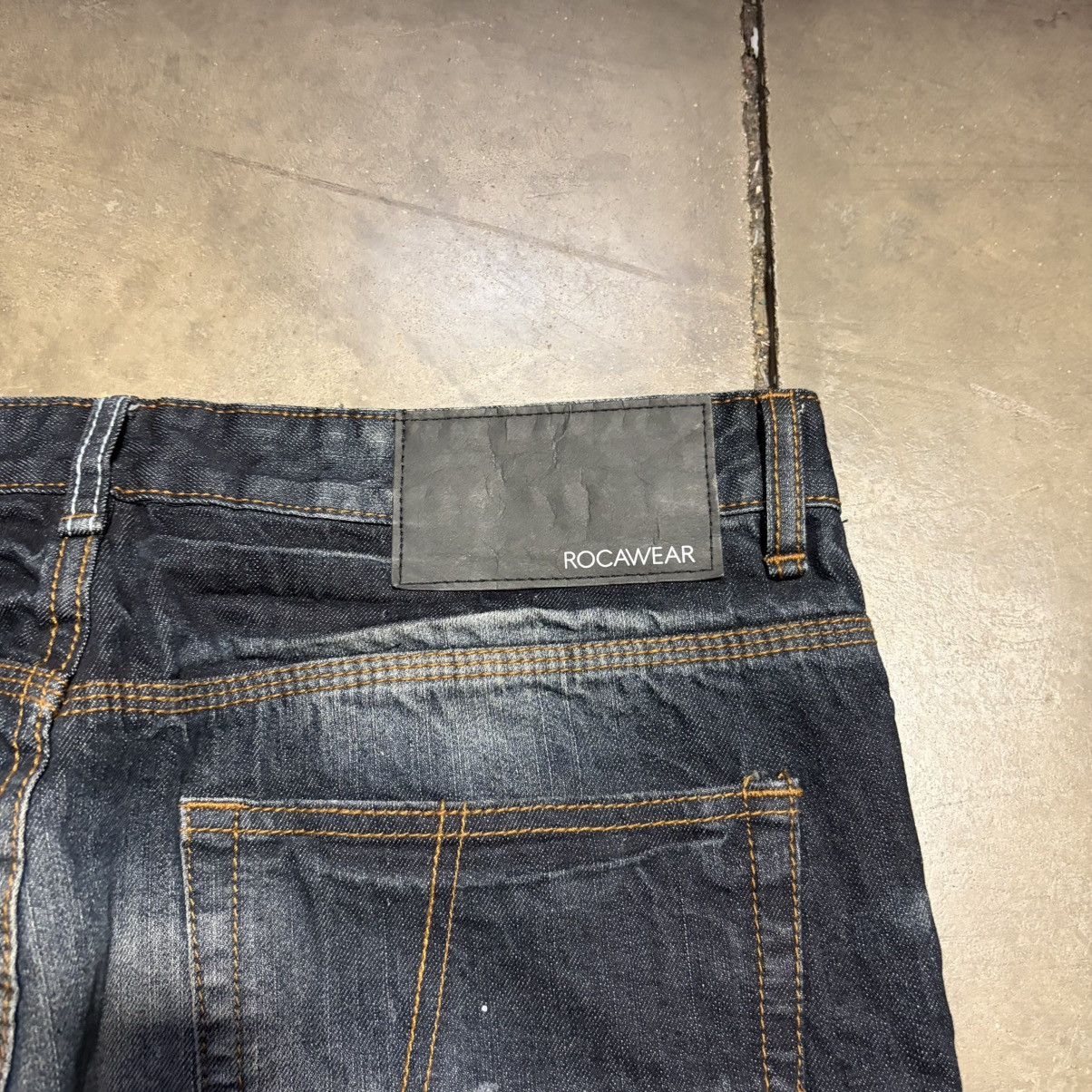 Rocawear Vintage Y2K Rocawear Baggy Denim Jeans Faded Wide Leg Skater Size US 36 / EU 52 - 13 Thumbnail