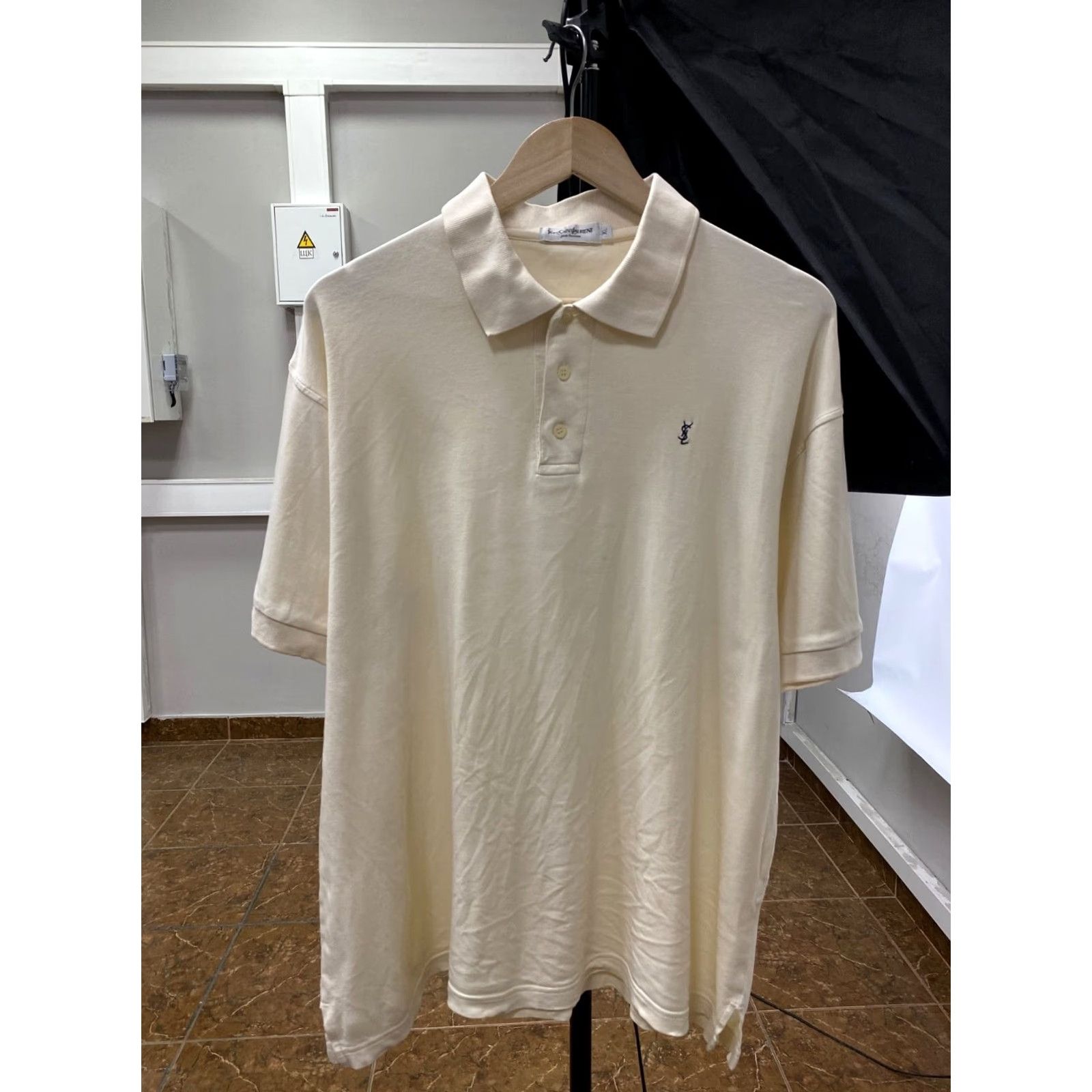 Yves Saint Laurent VINTAGE Yves Saint Laurent Pour Homme Polo T-Shirt XL Beige Mens 90s 90s YSL Polo T-Shirt Beige XL Men Polo 90s beige Size US XL / EU 56 / 4 - 2 Thumbnail