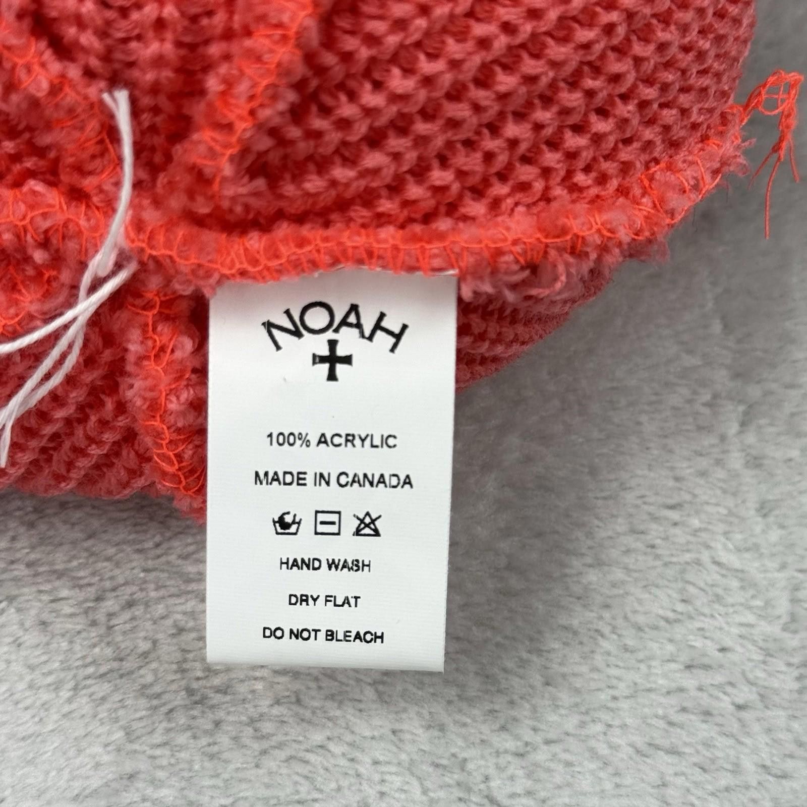 Noah NWT Noah NY Rainbow Stripe Pom Beanie Coral Pink Canada Made Size ONE SIZE - 6 Thumbnail