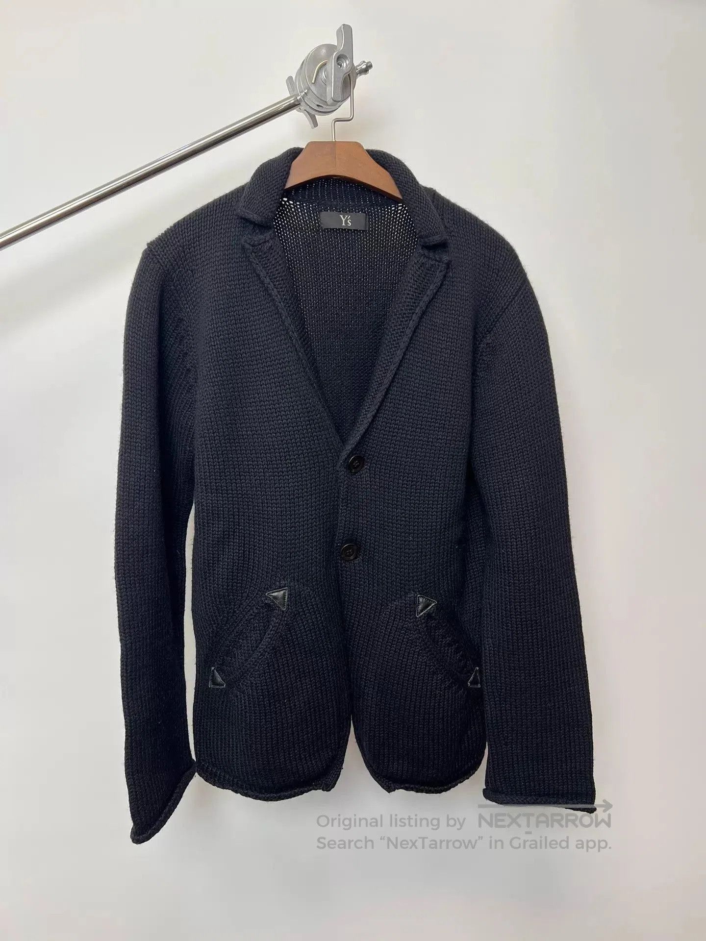 Yohji Yamamoto Black Knit Button. Size US M / EU 48-50 / 2 - 2 Thumbnail