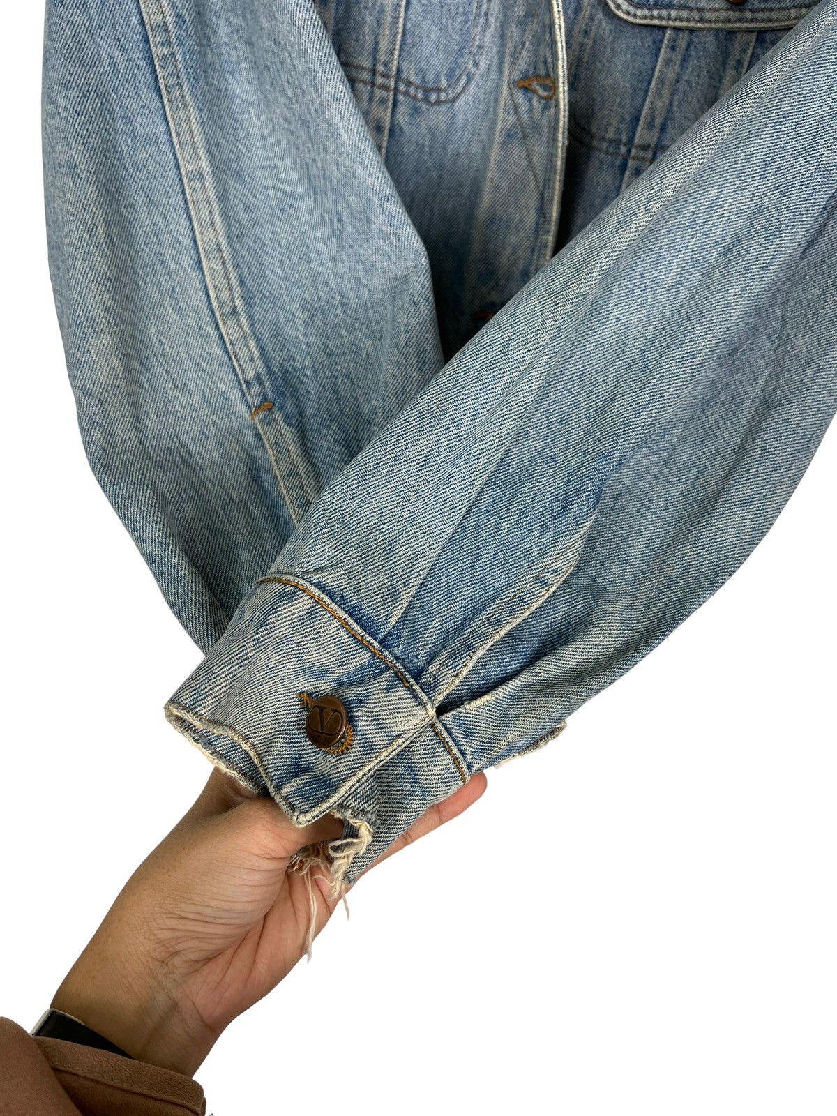 Valentino 🔥 VINTAGE VALENTINO JEANS CROPPED TRUCKER JACKET Size US M / EU 48-50 / 2 - 12 Thumbnail