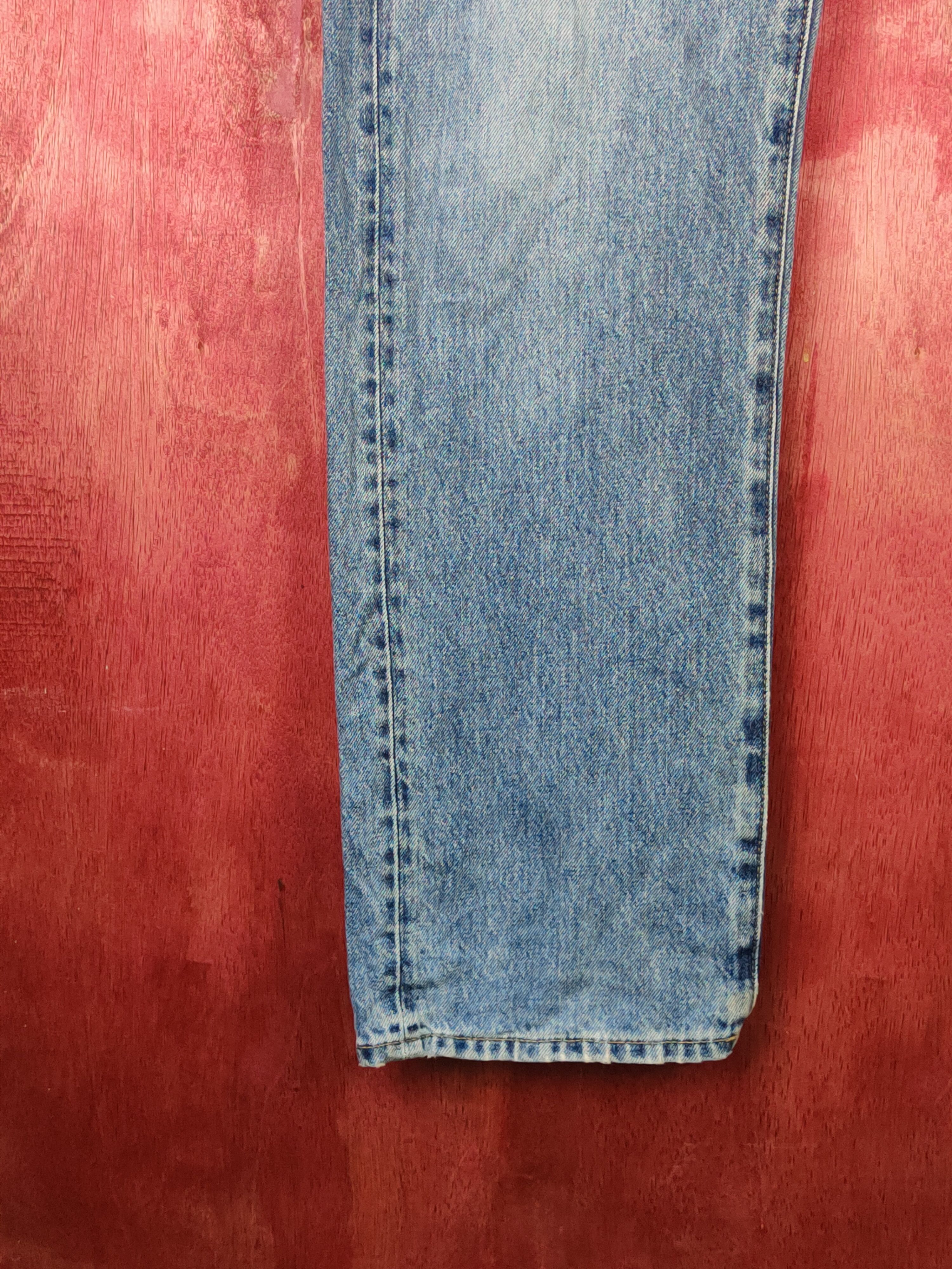 Japanese Brand Uniqlo Blue Faded Distressed Ripped Jeans #S1661 Size US 34 / EU 50 - 4 Thumbnail