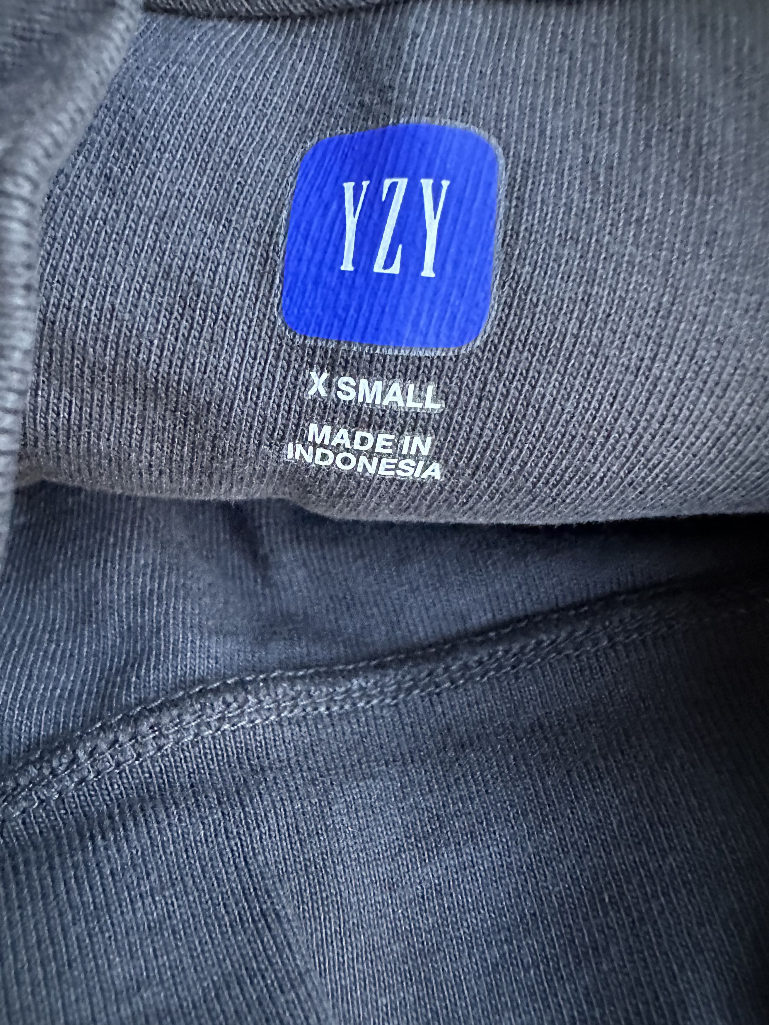 Gap × Kanye West × Yeezy YEEZY GAP ENGINEERED BY BALENCIAGA 22 CROP LOGO NO SEAM TEE Size US XS / EU 42 / 0 - 2 Thumbnail