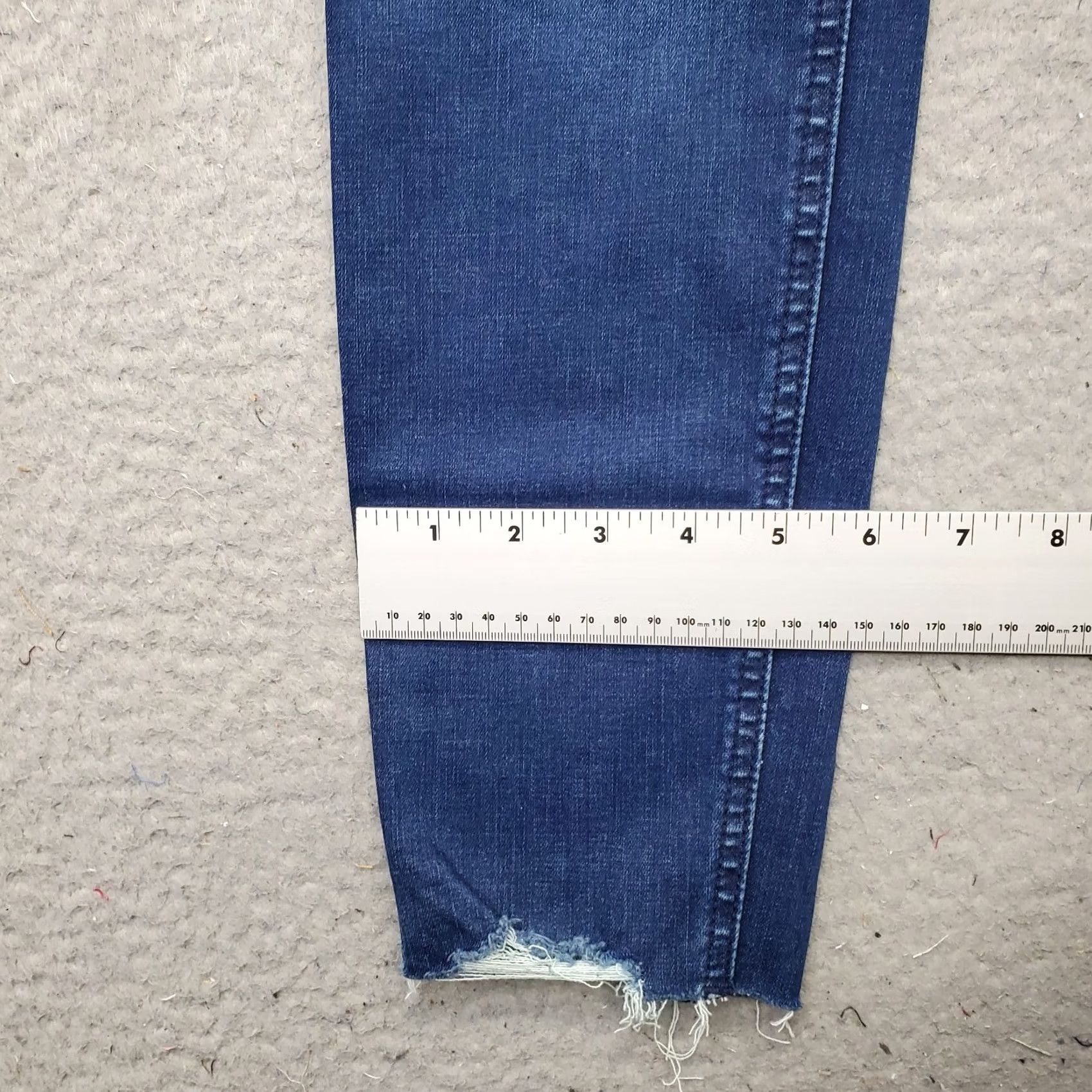 Old Navy Old Navy Rockstar Jeans Women 10 Blue Denim Super Skinny Built in Sculpt Raw Hem Jeans Womens Size 10 Blue Denim 5-Pocket Design Regular Fit Size 32" / US 10 / IT 46 - 5 Thumbnail