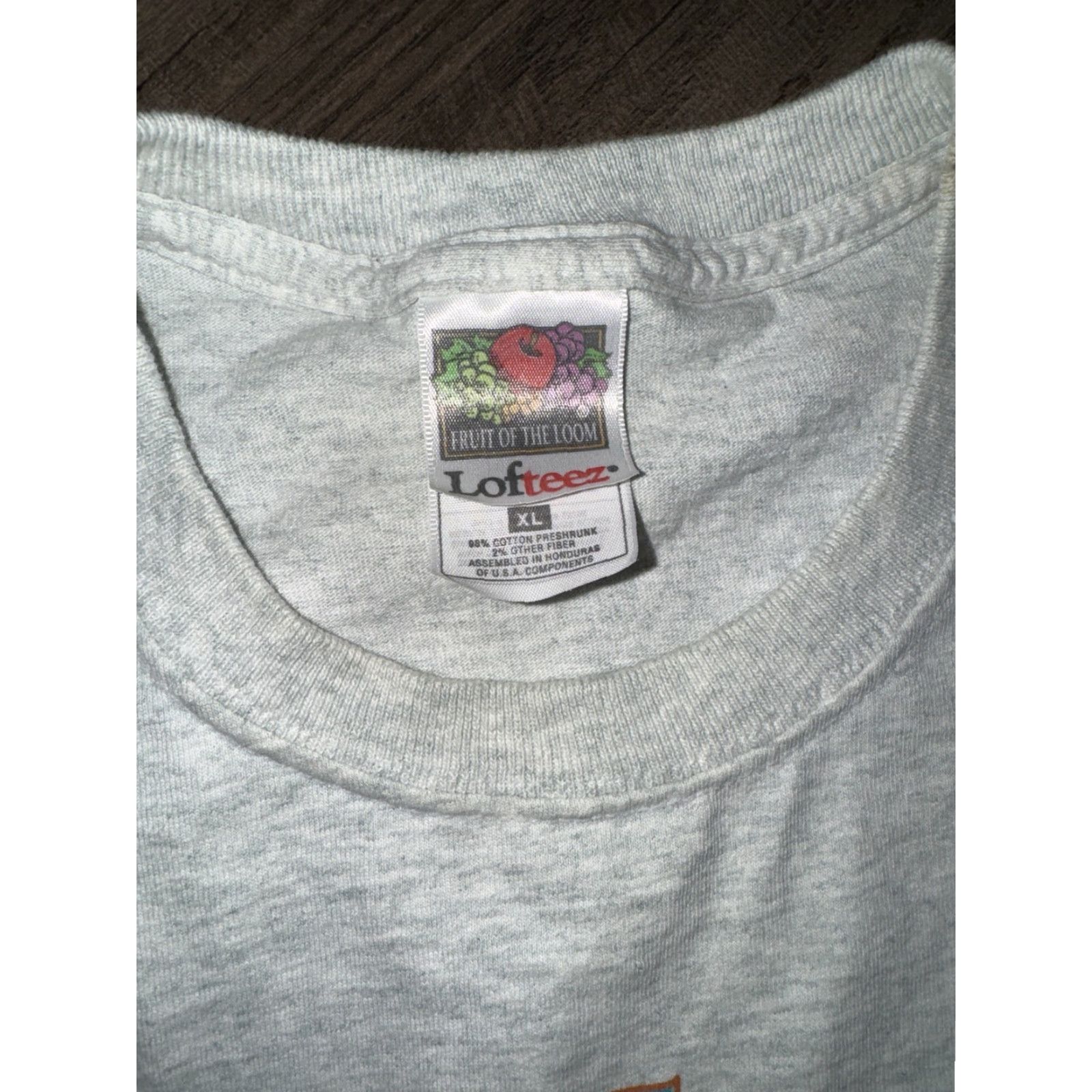Fruit Of The Loom VINTAGE Virgin De Guadeloupe T-Shirt Gray XL Men 23x29 Fruit of the Loom Y2K Size US XL / EU 56 / 4 - 5 Thumbnail
