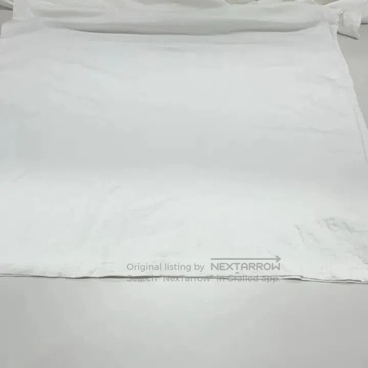 Givenchy Givenchy Distressed Logo Oversized Short-Sleeve T-Shirt. Size US L / EU 52-54 / 3 - 9 Thumbnail