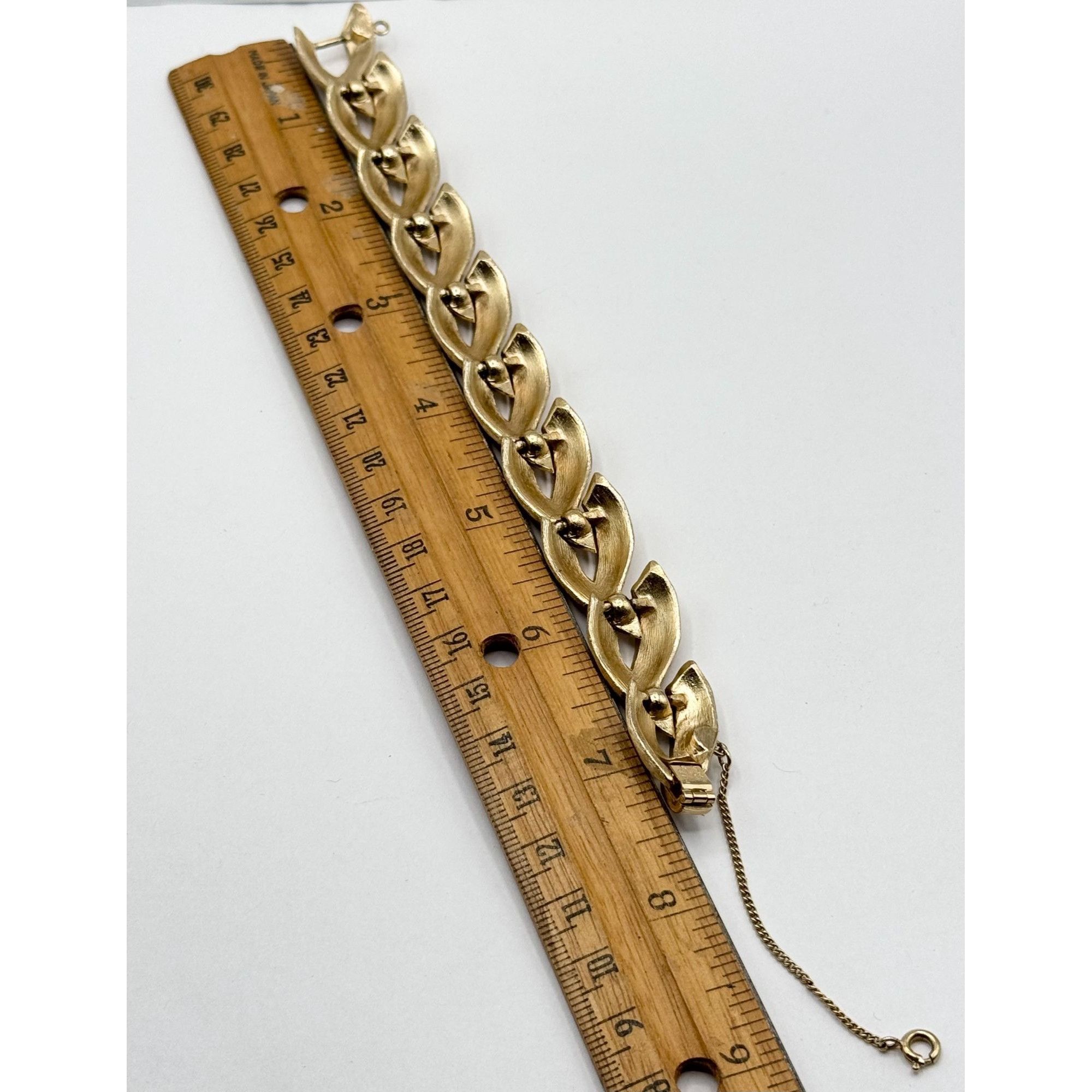 Vintage Crown Trifari Brushed Gold Link Bracelet Size ONE SIZE - 8 Thumbnail