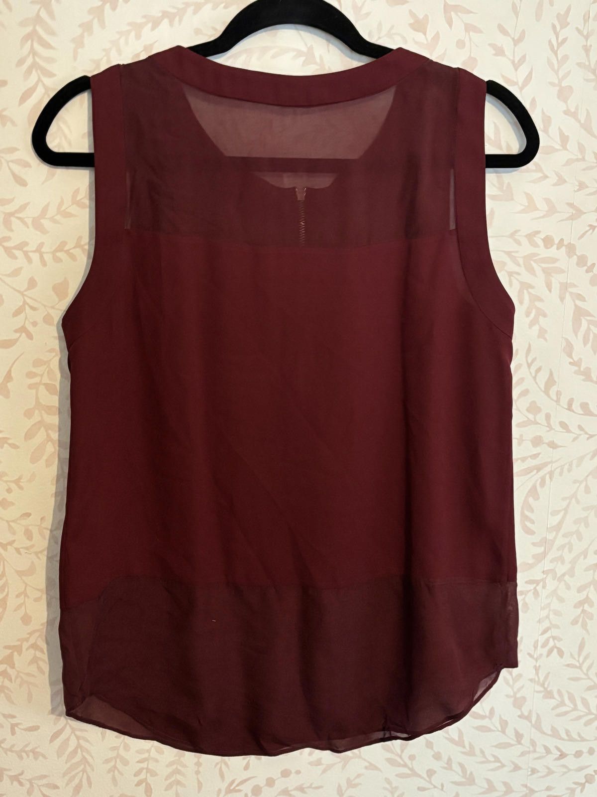 Elizabeth and James Elizabeth and James Burgundy Sleeveless Silk Top Front Ziper Size S / US 4 / IT 40 - 5 Thumbnail