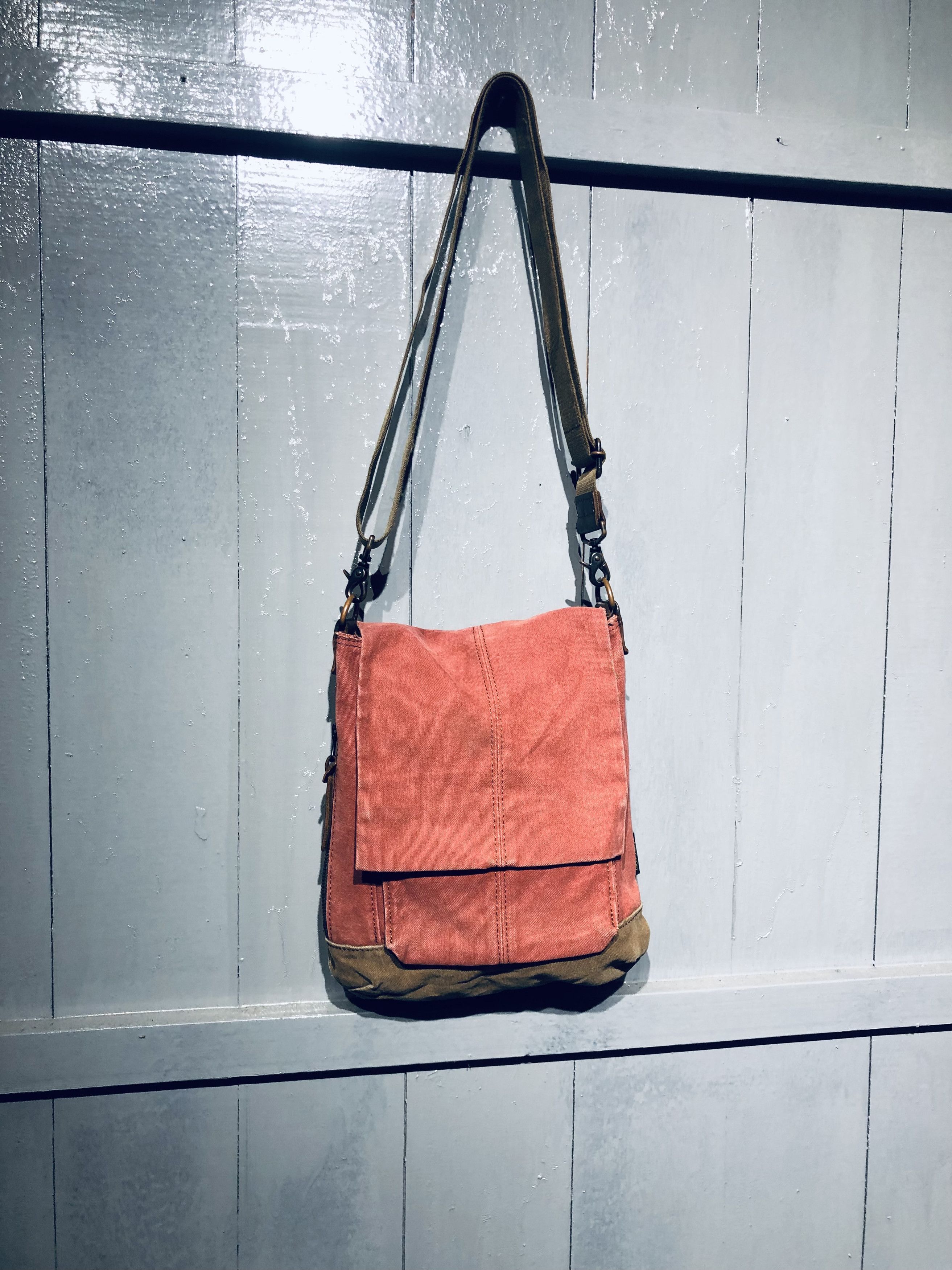 Canvas × Japanese Brand STYLE‼️JAPANESE BAGGY PORT STYLE CROSSBODY BAG Size ONE SIZE - 18 Thumbnail