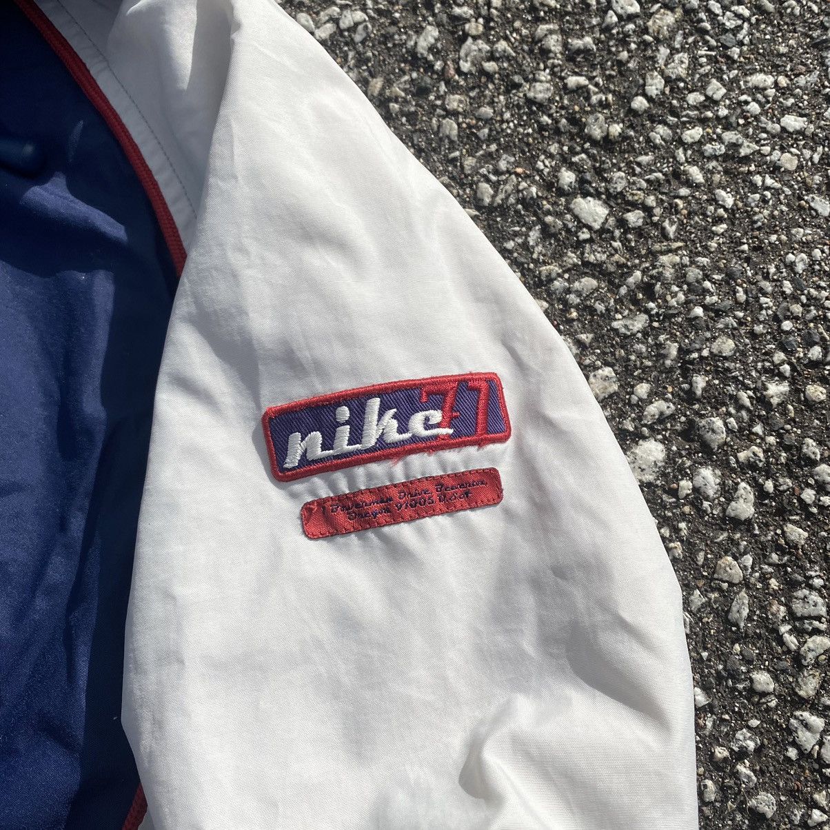Nike NIKE 90S VINTAGE CENTER LOGO OVERSIZE NYLON JACKET Y2K RARE Size US XL / EU 56 / 4 - 6 Thumbnail
