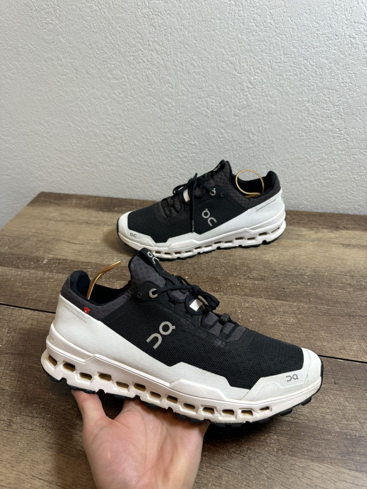 On On Cloudultra Men’s Running Sneakers Black Size 9.5 shoes Size US 9.5 / EU 42-43 - 1 Thumbnail