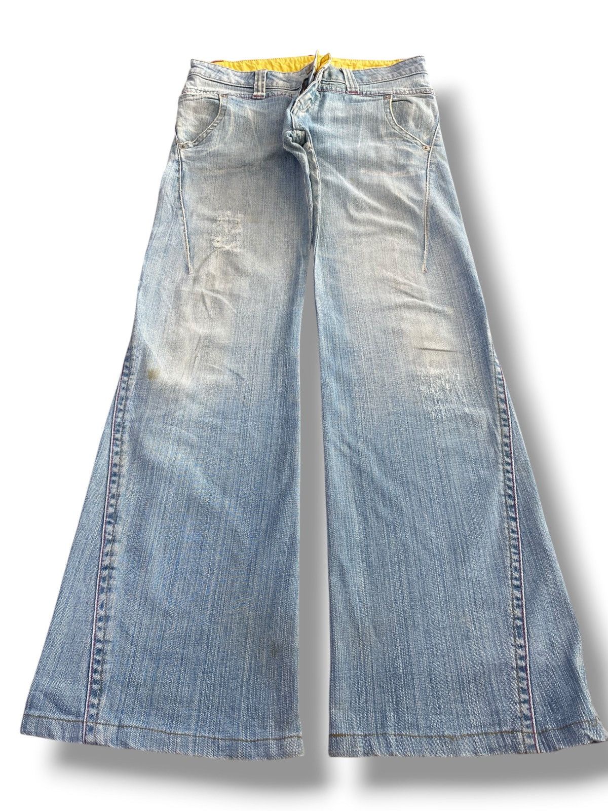 Japanese Brand Japanese Brand Light Faded Wash Style Flare Jeans Size US 30 / EU 46 - 1 Thumbnail