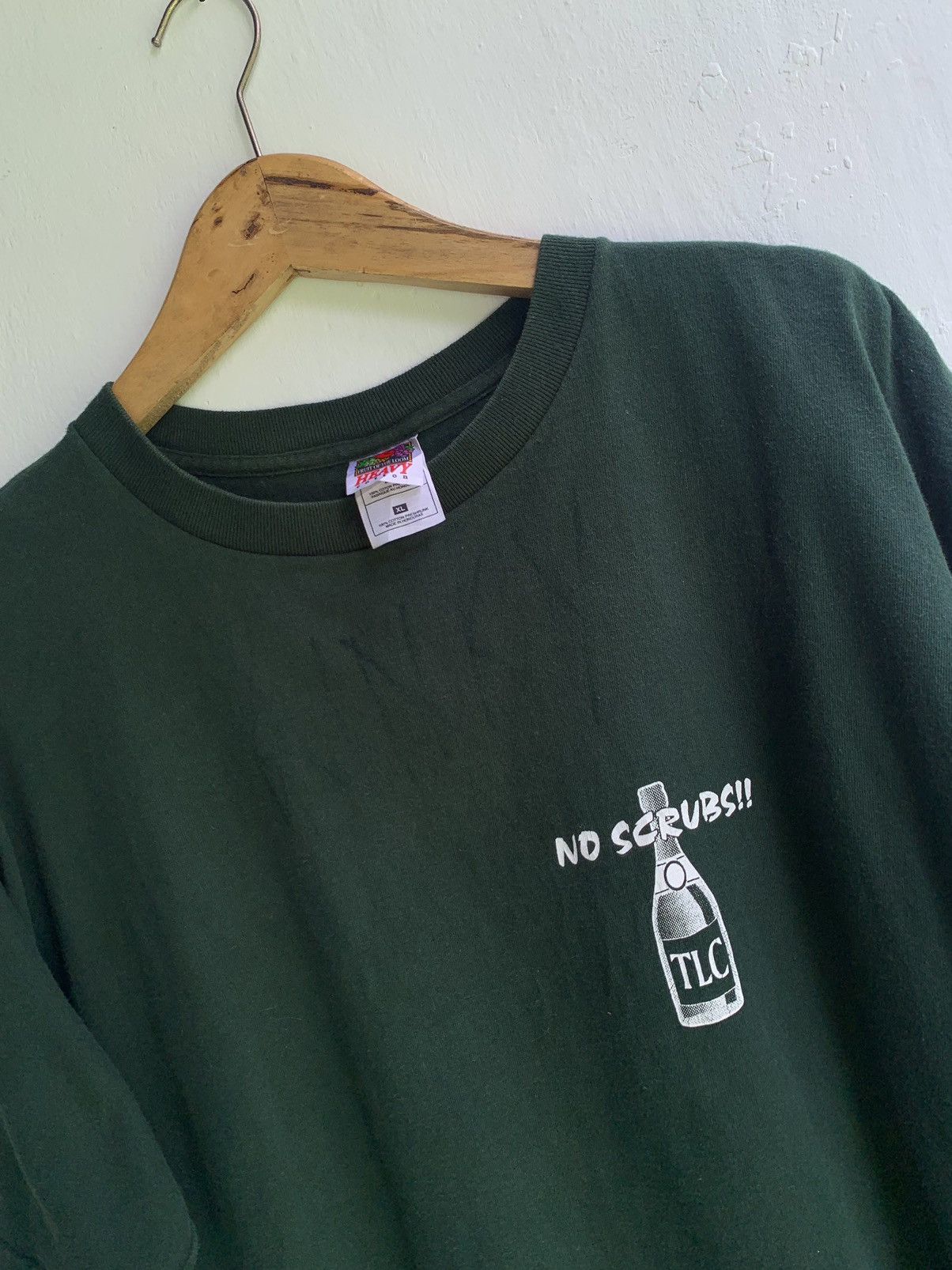 Vintage Vintage TLC no scrubs staff night 99 tee Size US XL / EU 56 / 4 - 2 Thumbnail