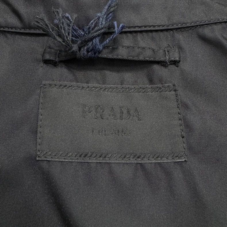 Prada Prada Nylon jacket with detachable sleeves Size US XL / EU 56 / 4 - 2 Thumbnail
