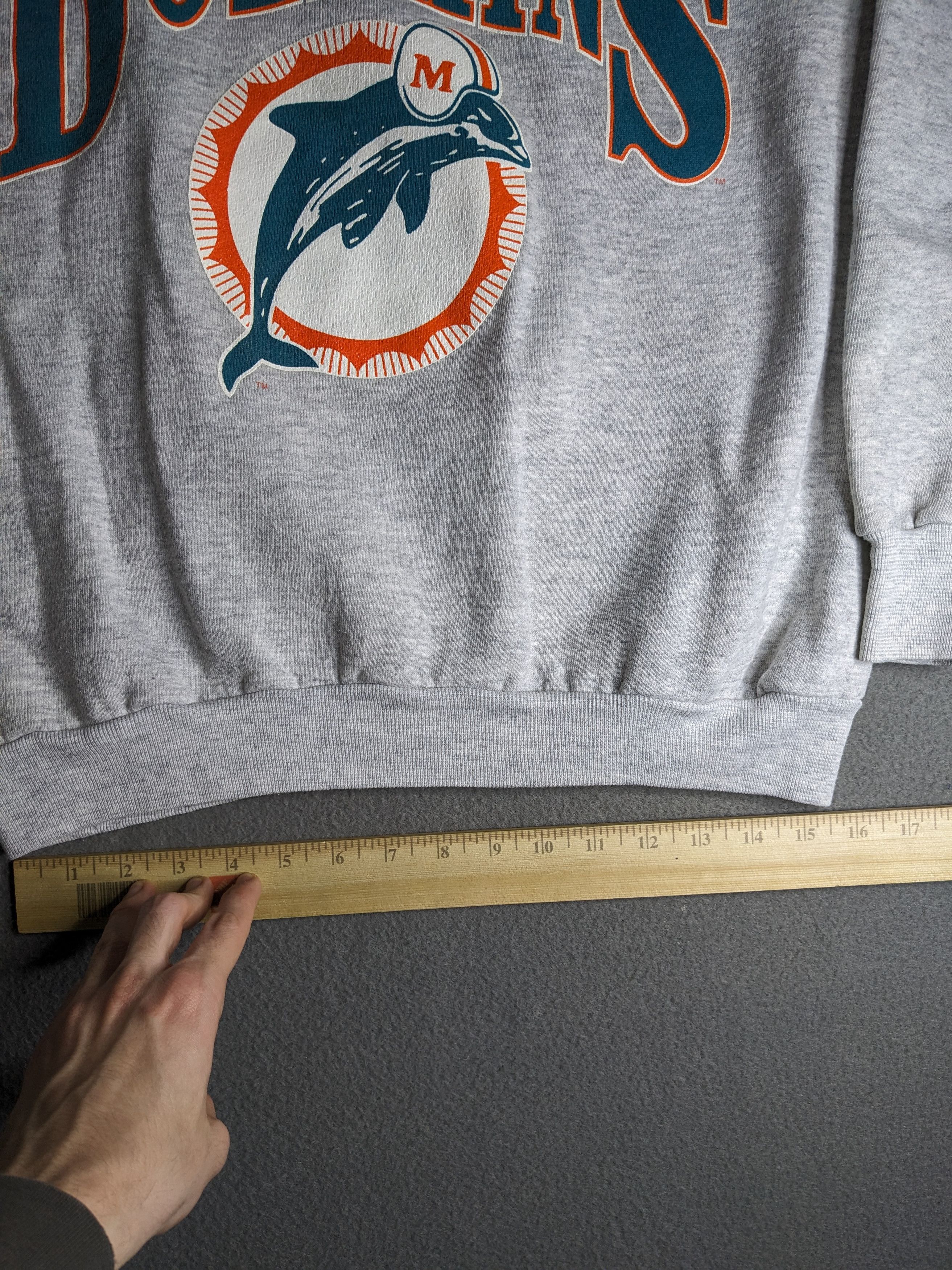 NFL VTG Miami Dolphins Crewneck Sweatshirt Made USA 1980s Large Size US L / EU 52-54 / 3 - 9 Thumbnail