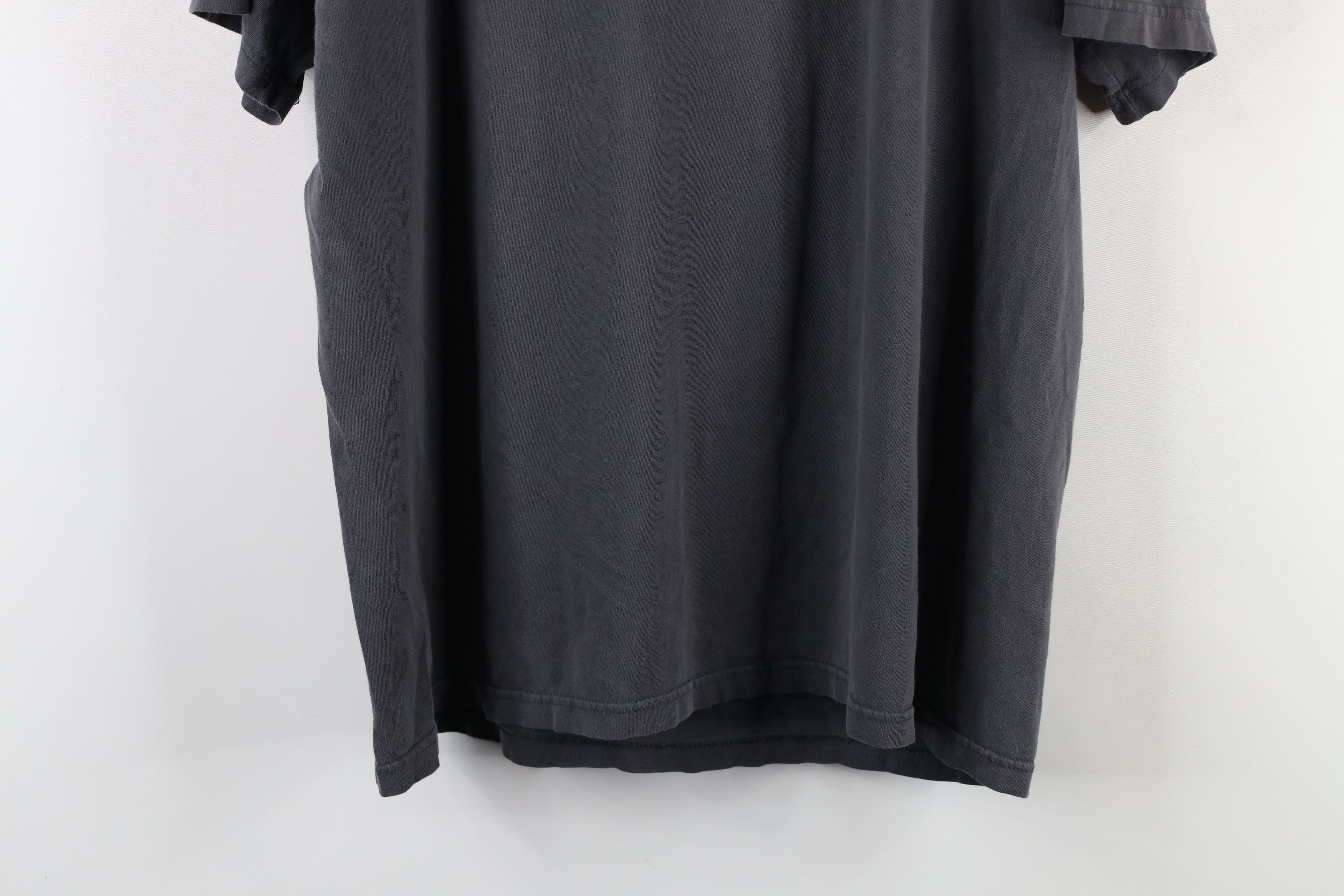 Nike × Vintage Vintage Nike Distressed Air Force One Basketball T-Shirt Size US L / EU 52-54 / 3 - 10 Thumbnail