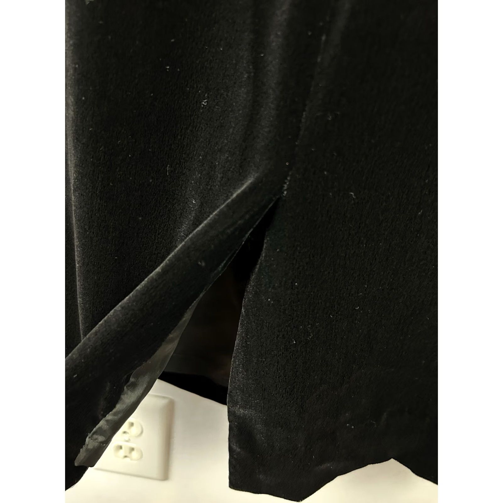 Vintage VINTAGE Black Velvet Midi Womens Short Sleeve Party Event Dress 12 Size 34" / US 12 / IT 48 - 6 Thumbnail