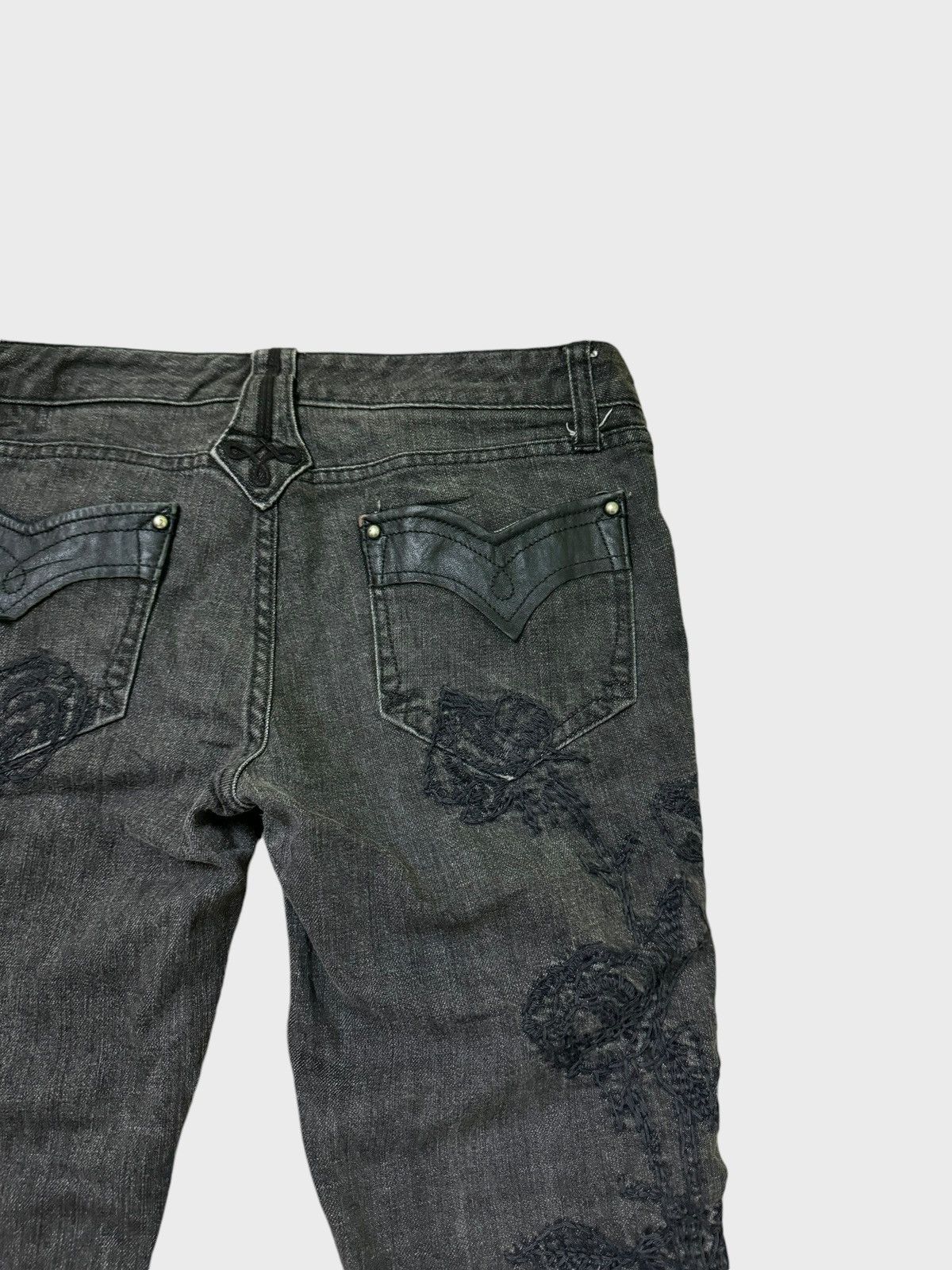 Hysteric Glamour × Japanese Brand × Vintage THE DEN IM LAB EMBROIDERY SKINNY LOW RISE DENIM Size US 30 / EU 46 - 12 Thumbnail