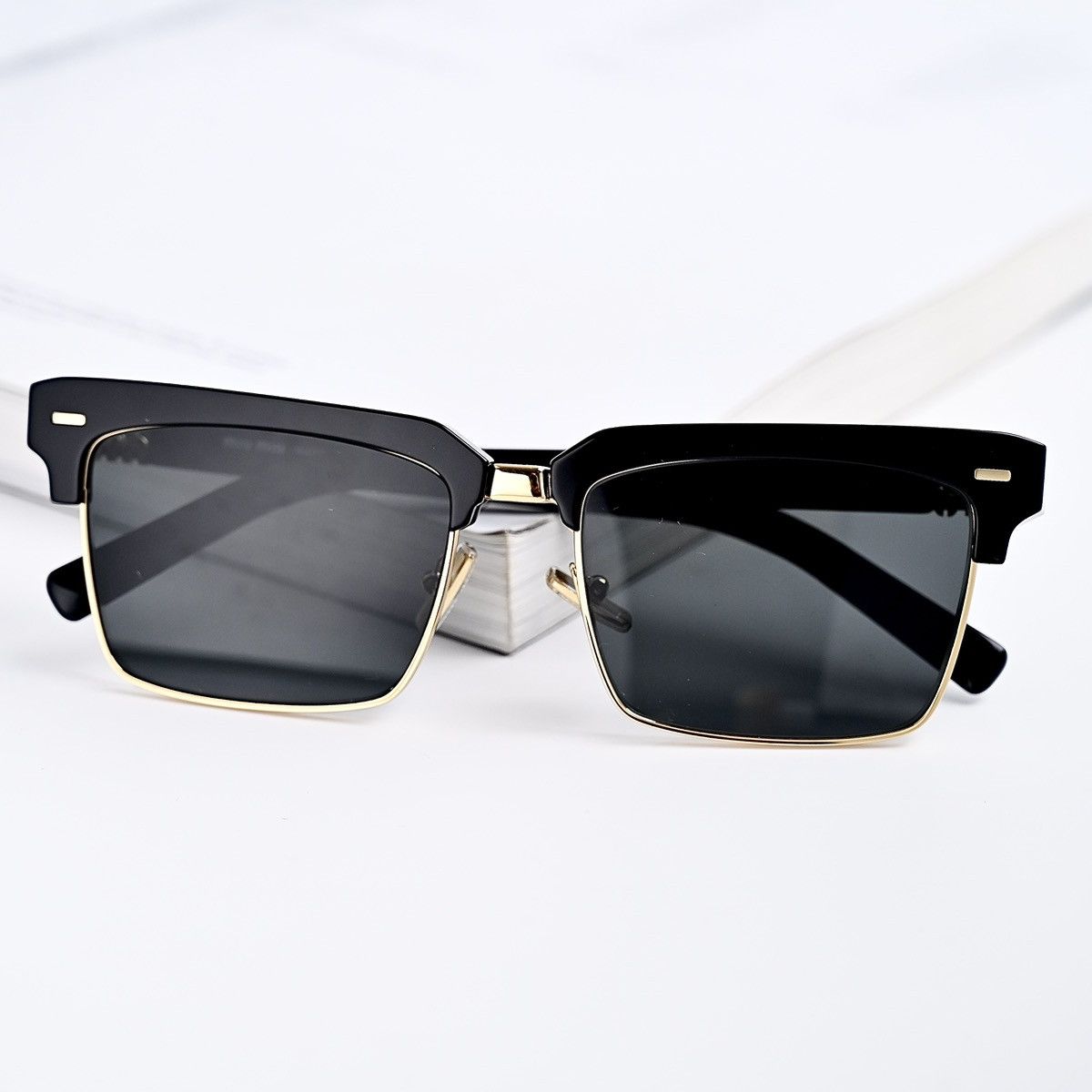 Miu Miu MIU MIU 0MU 10ZS SUNGLASSES Size ONE SIZE - 11 Thumbnail