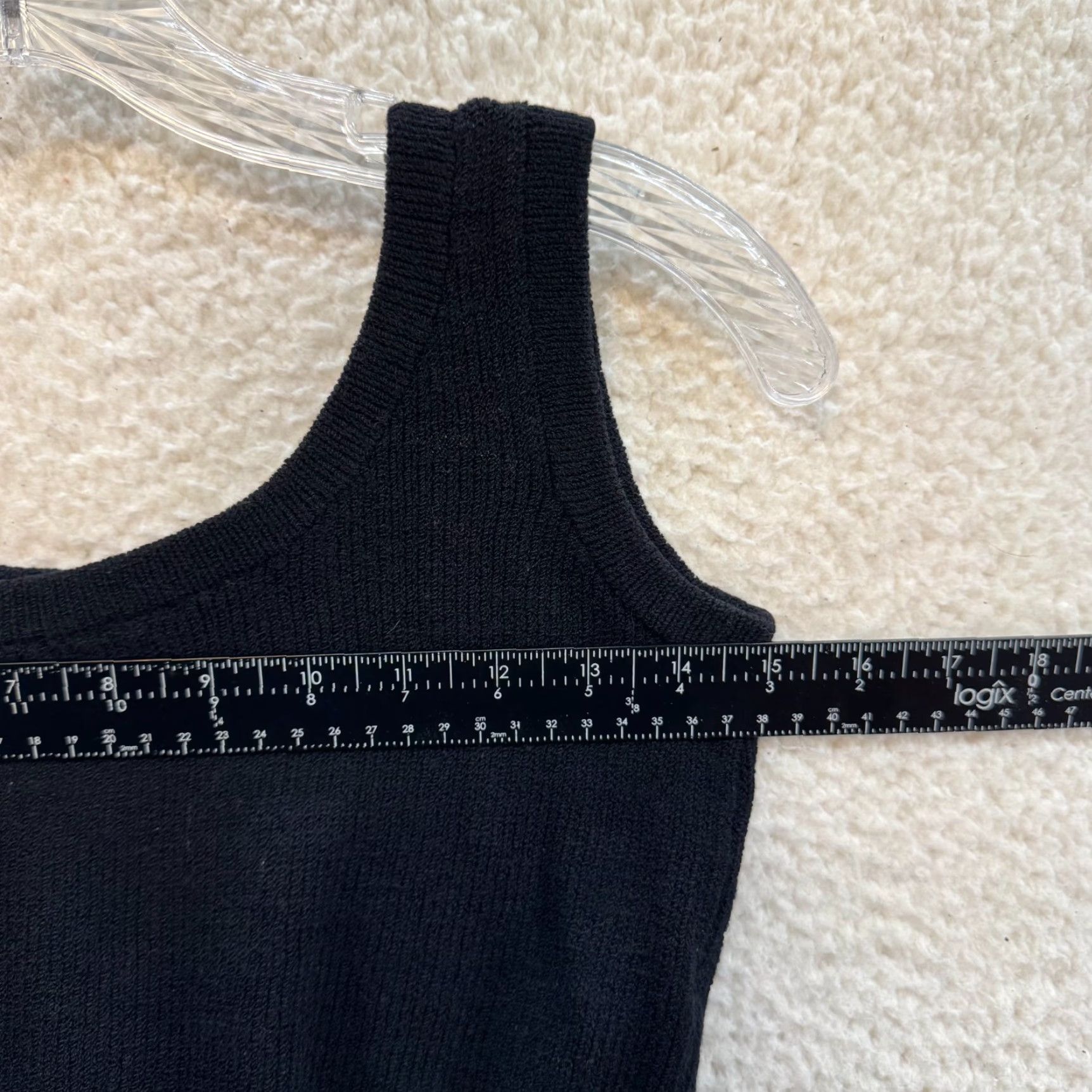 St. John VINTAGE 90s Black Cropped Sweater Vest Top XS Small Fairy Grunge Whimsigoth Shirt Womens Size S / US 4 / IT 40 - 3 Thumbnail