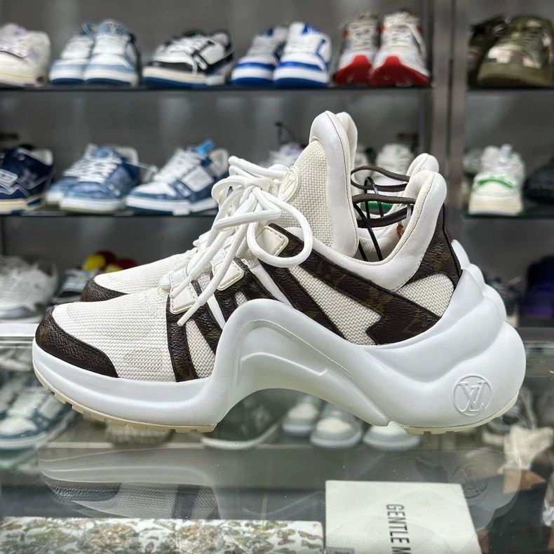 Louis Vuitton Louis Vuitton Archlight Sneakers Size 35.5-2506 Size US 5 / IT 35 - 4 Thumbnail