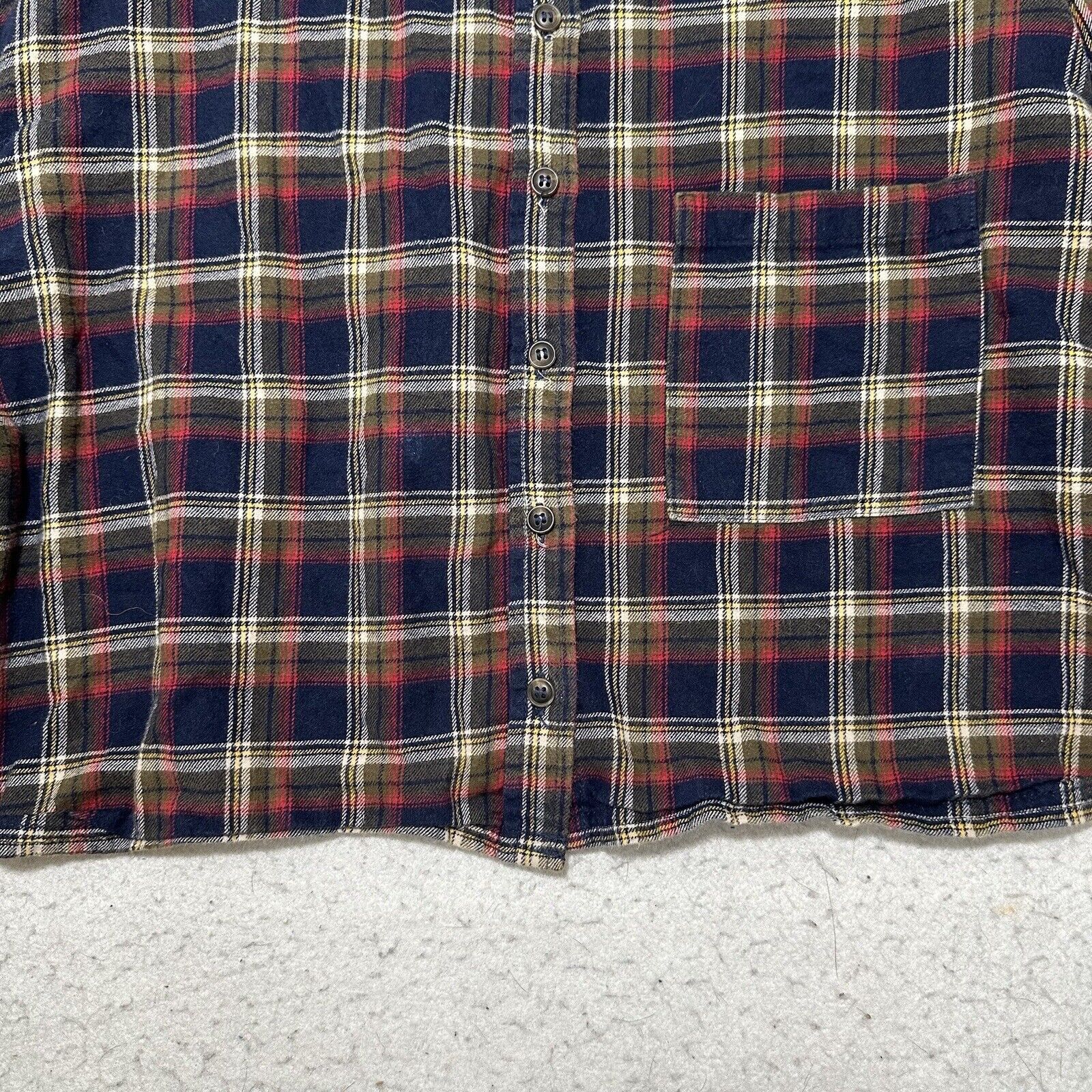 Forever 21 Forever 21 Medium Flannel Cropped Shirt Plaid Button Down Size M / US 6-8 / IT 42-44 - 6 Thumbnail
