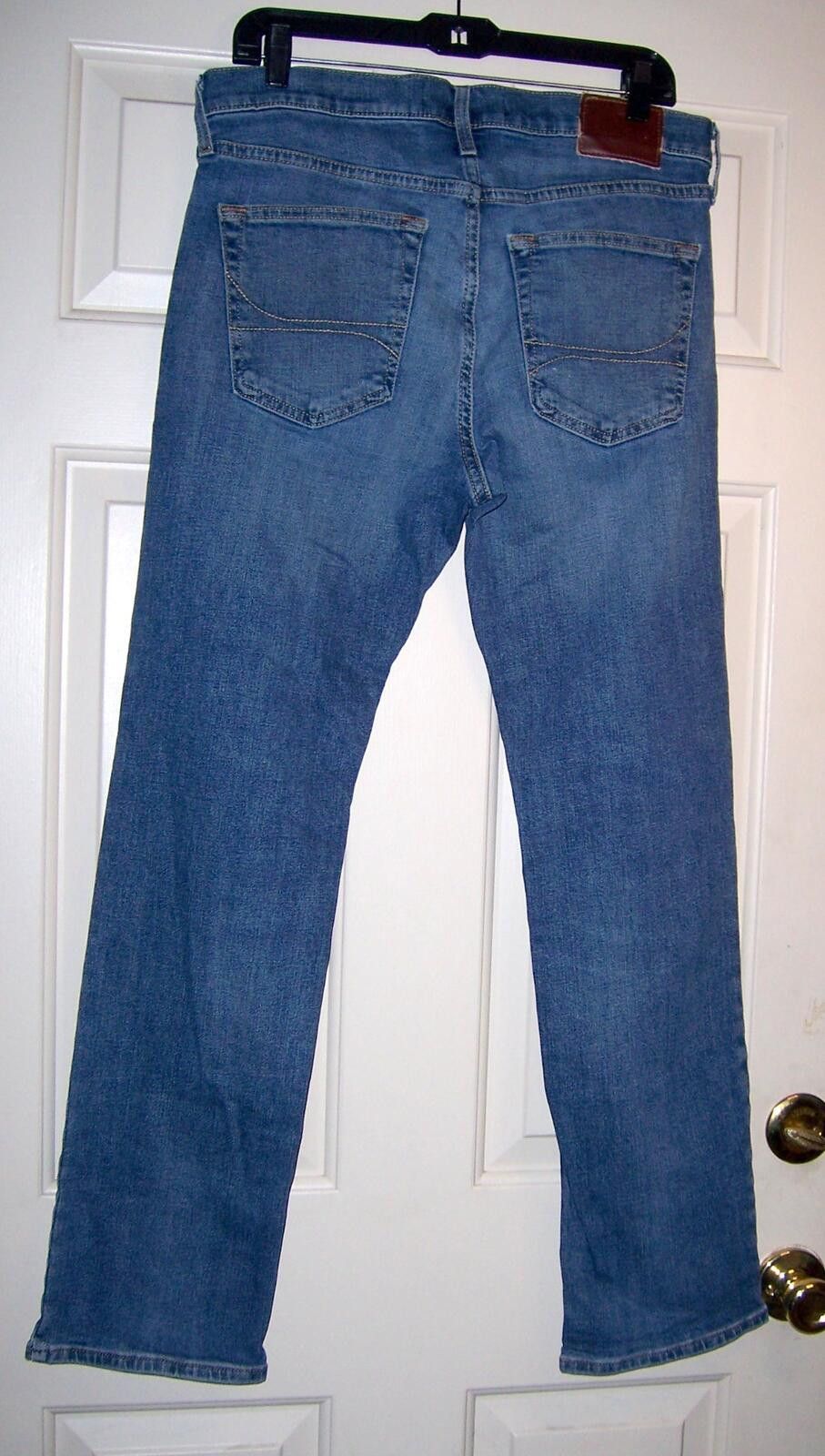Hollister Hollister Men's Classic Straight Jeans W32 x L32-Medium Wash Size US 32 / EU 48 - 3 Thumbnail