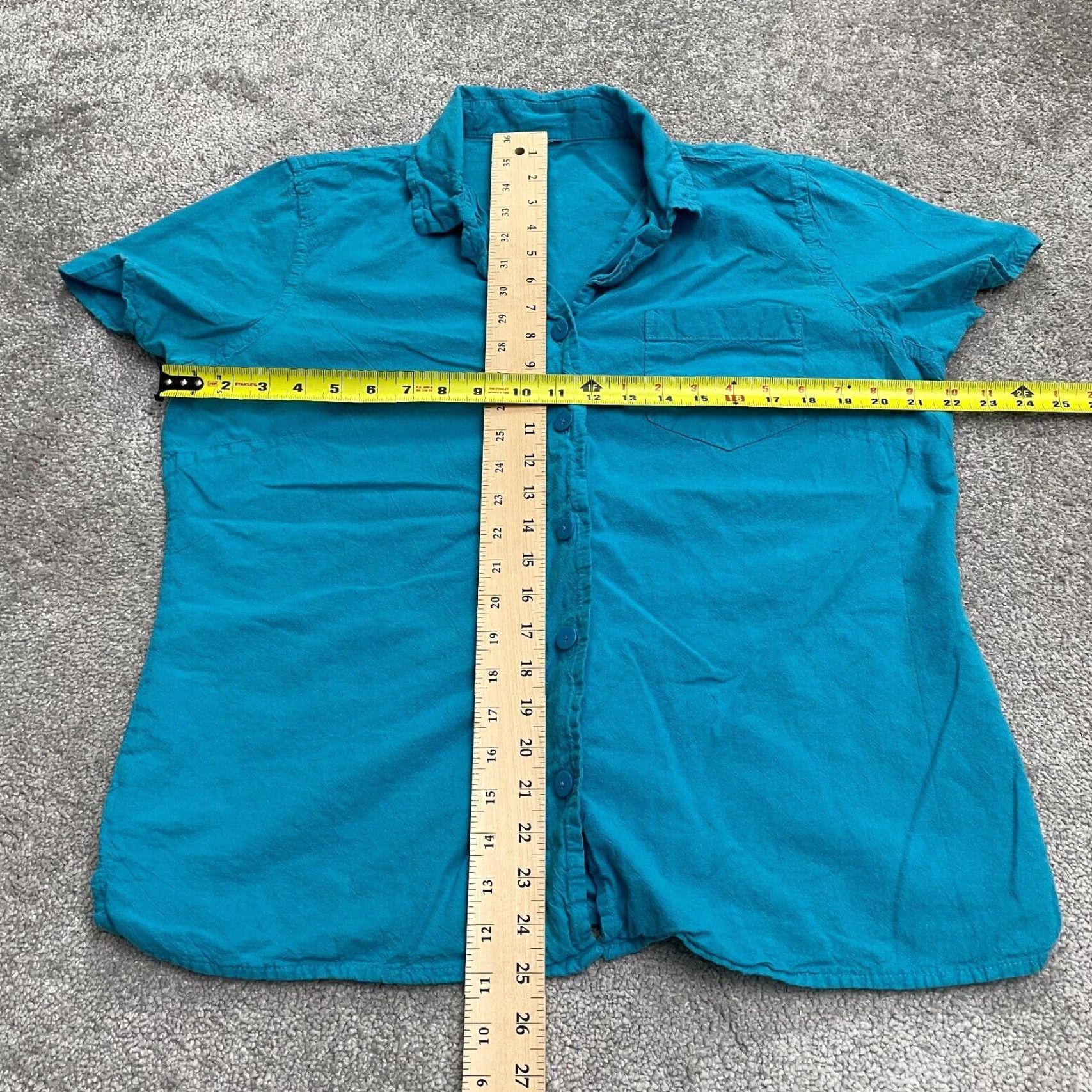 Vintage Unbranded Button Down Shirt Womens L Blue Short Sleeve Pocket Casual Top Size L / US 10 / IT 46 - 5 Thumbnail
