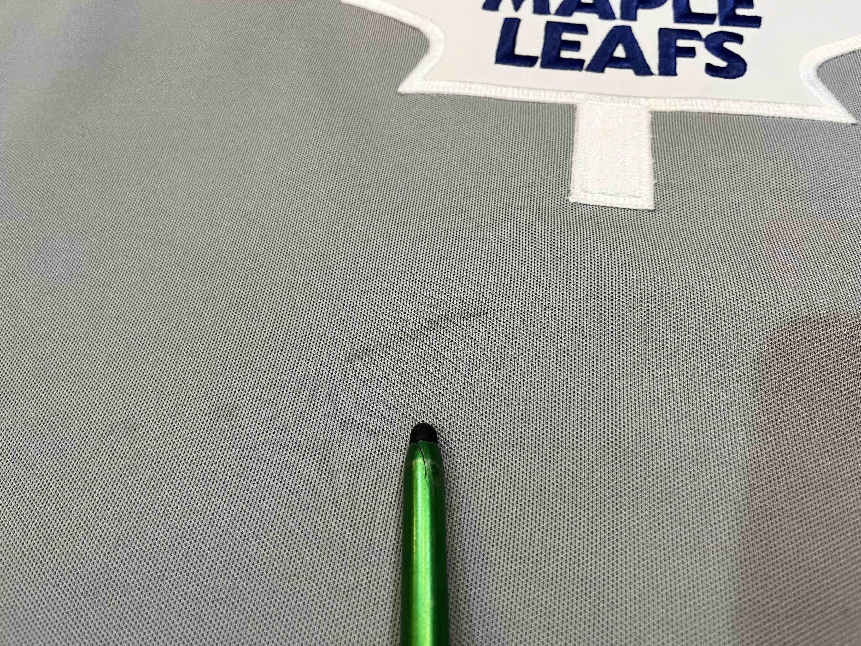 Ccm × Vintage CCM Authentic Toronto Maple Leafs Practice Hockey Jersey Size US XL / EU 56 / 4 - 8 Thumbnail