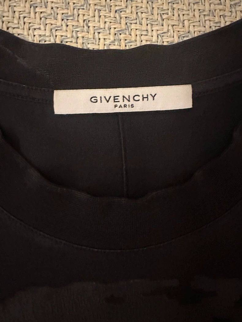 Givenchy Givenchy Classic Rottweiler large dog print short-sleeve Size US S / EU 44-46 / 1 - 3 Thumbnail