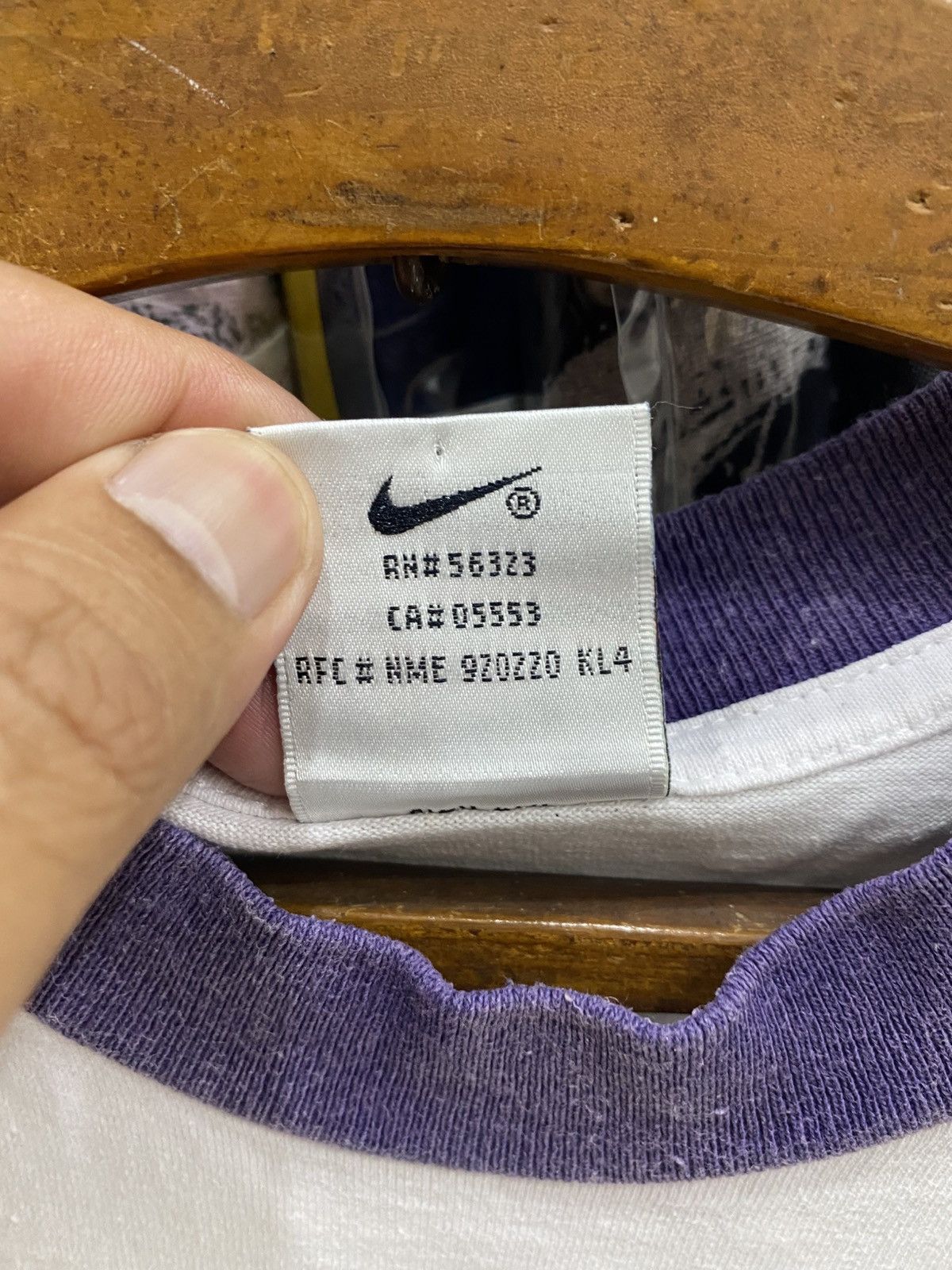 Vintage VINTAGE NIKE TSHIRT Size US S / EU 44-46 / 1 - 9 Thumbnail