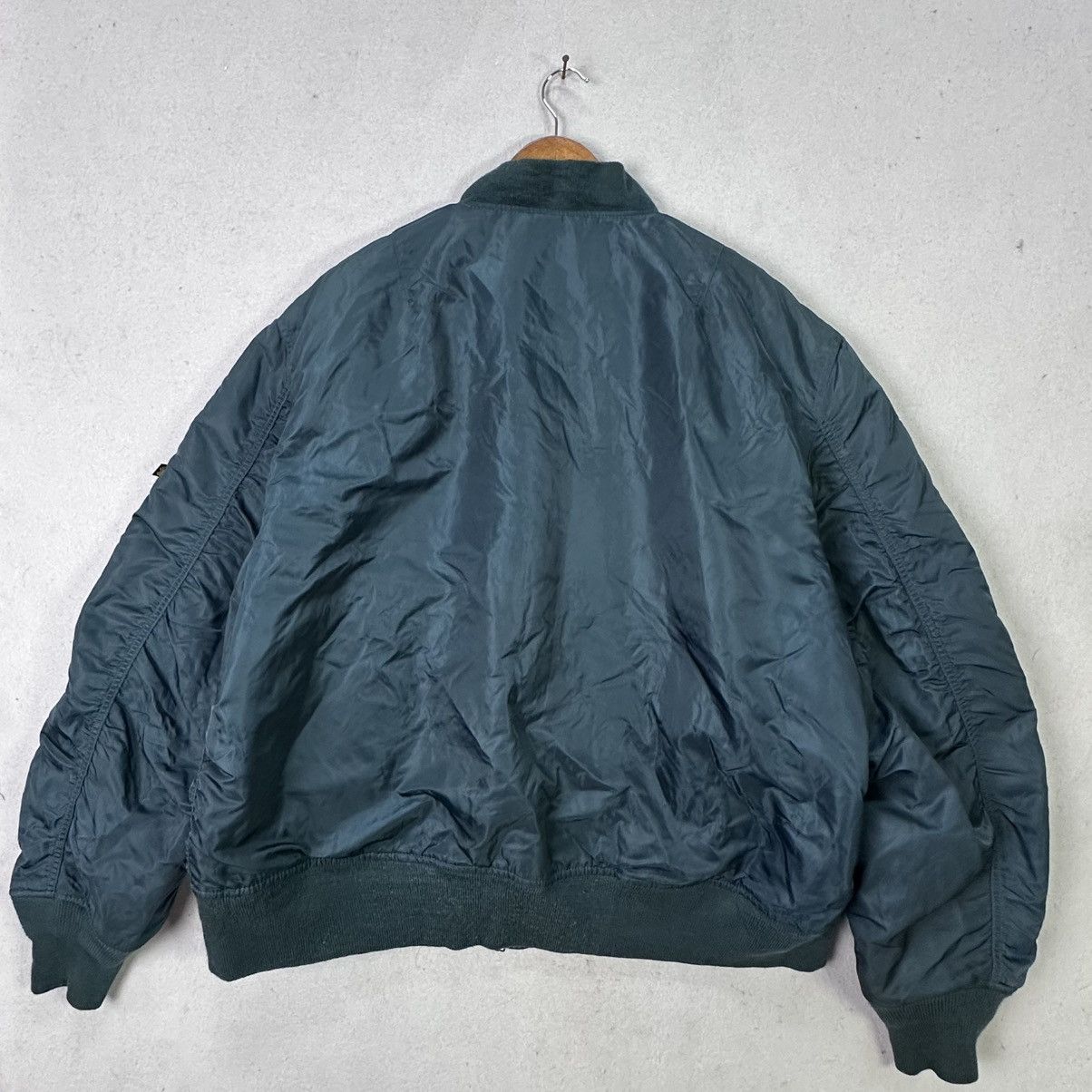 Alpha Industries Alpha Industries MA-1 Bomber Jacket Military Flight Jacket Size US XXL / EU 58 / 5 - 10 Thumbnail