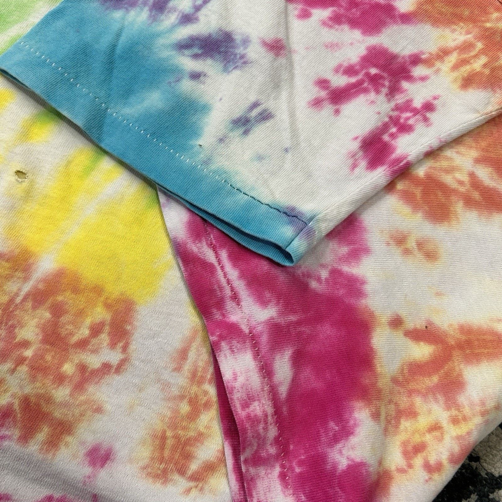 & Other Stories Vintage 1997 Sprint 5K Tie Dye Peace Sign T-Shirt USA Sz L Size US L / EU 52-54 / 3 - 6 Thumbnail