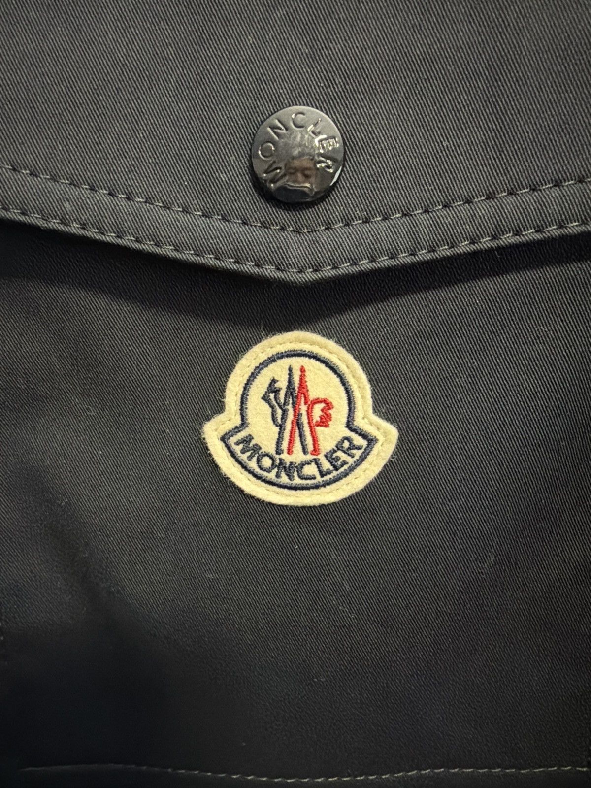 Moncler [BNWT] Moncler Cotton Gabardine Jacket - Navy Blue (Size M) Size US M / EU 48-50 / 2 - 17 Thumbnail