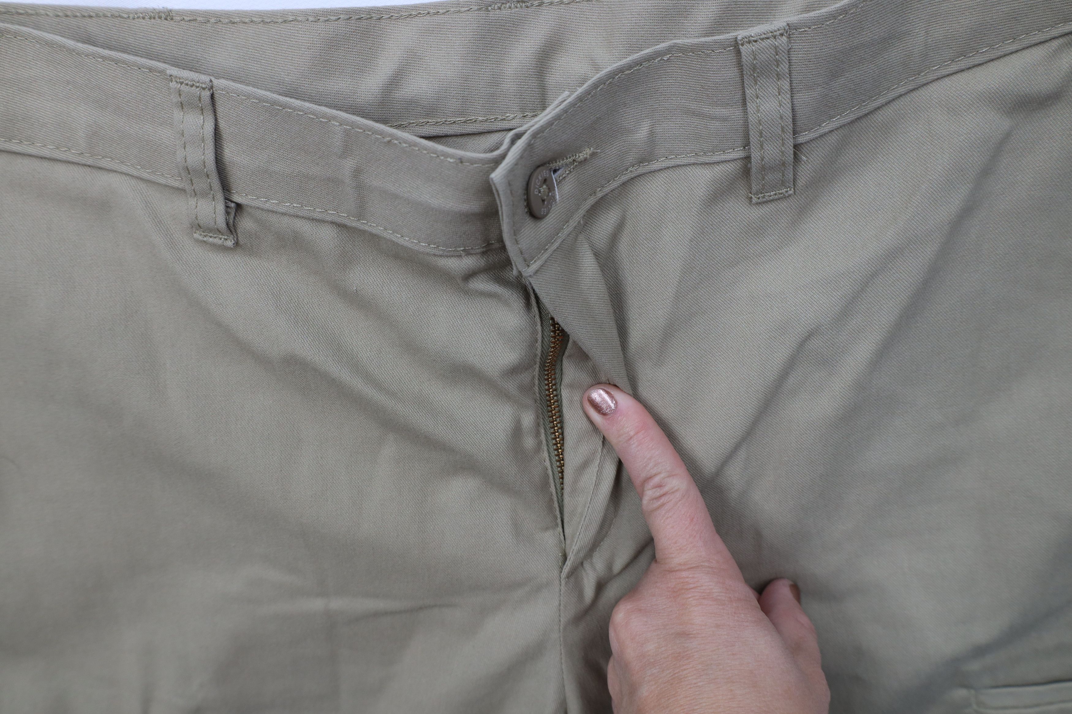 Dickies Vintage Y2K Dickies Spell Out Wide Leg Cargo Pants Beige Size 34" / US 12 / IT 48 - 6 Thumbnail