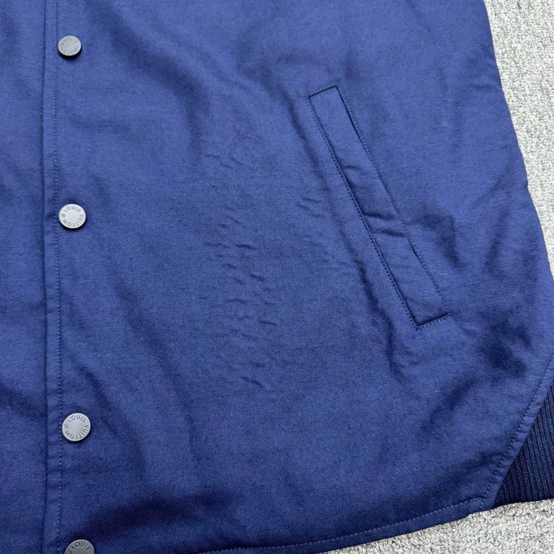 Louis Vuitton Louis Vuitton Ocean embroidered wool jacket Size US L / EU 52-54 / 3 - 2 Thumbnail