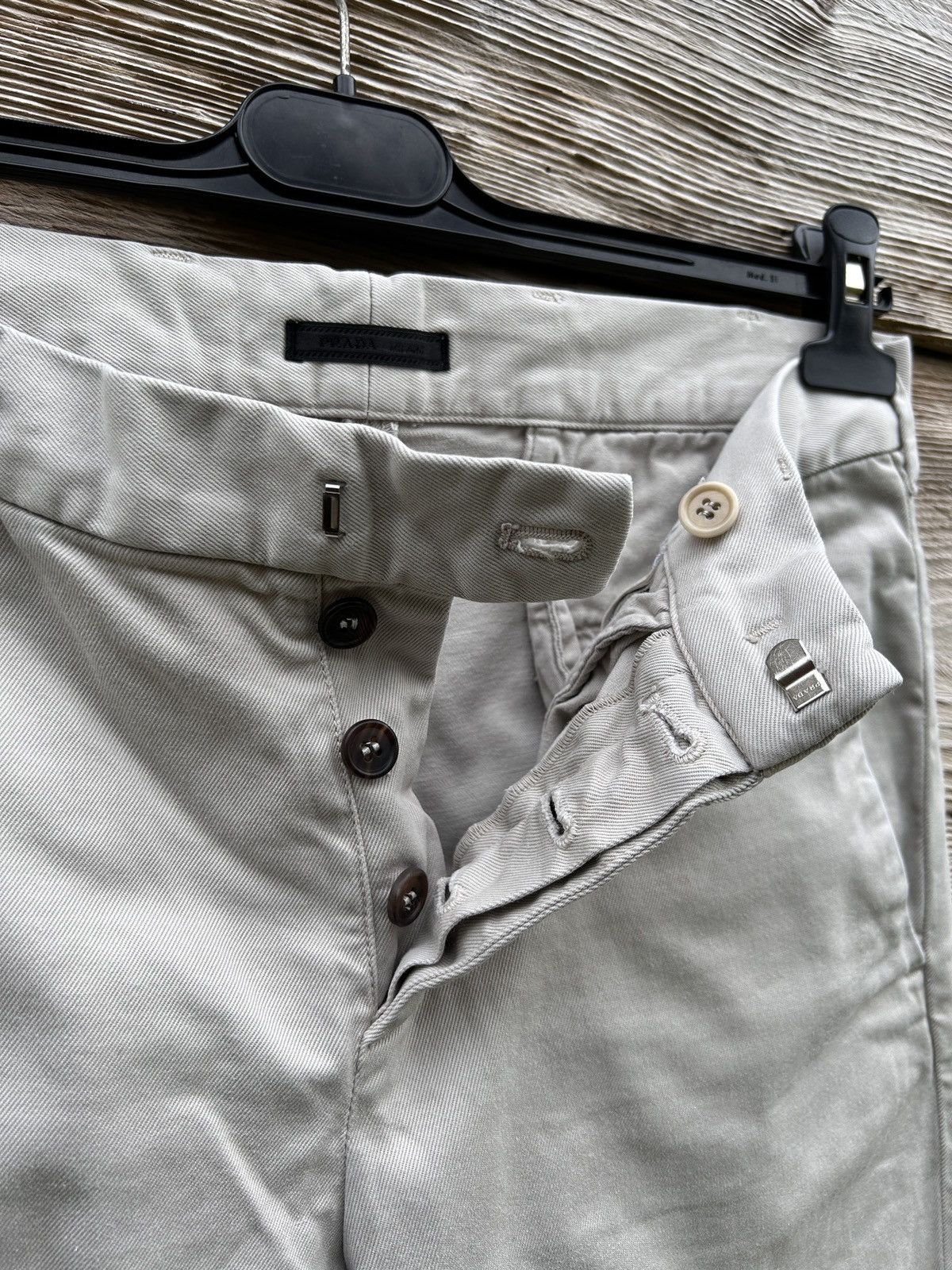 Prada Prada Casual Trousers Chino Pants 2017 In Beige Size 30 Size US 30 / EU 46 - 4 Thumbnail