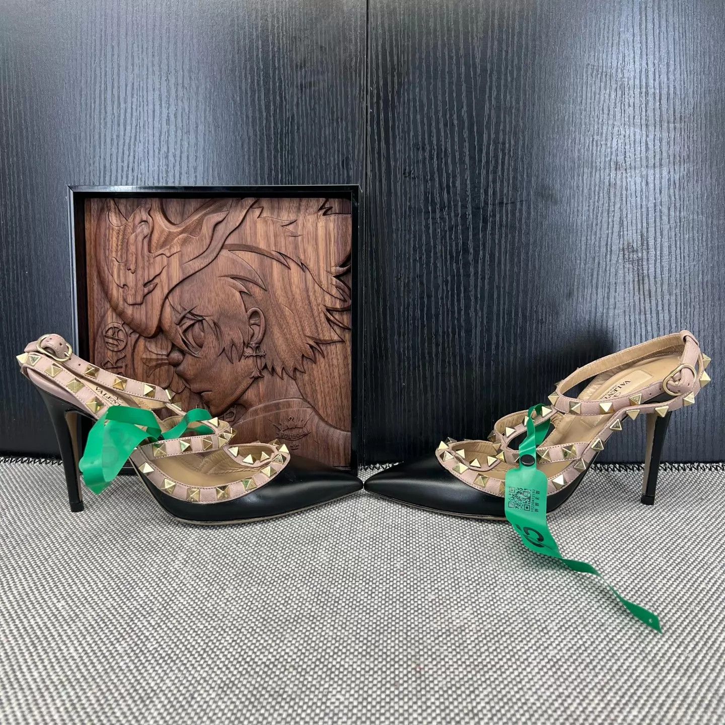 Valentino Valentino Rockstud Heels 35 Worn Once Original Box Size US 4.5 / IT 34.5 - 3 Thumbnail