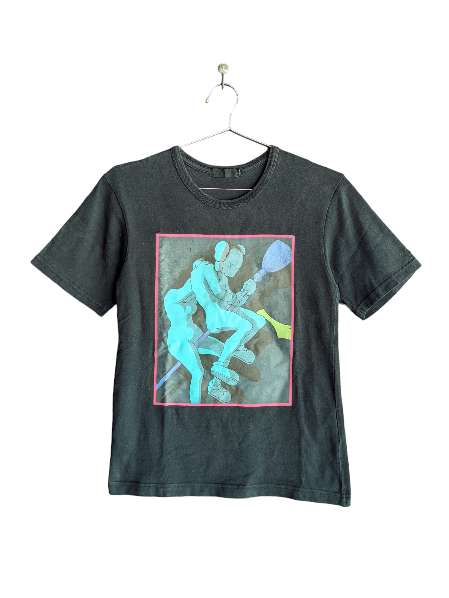 Kaws × Medicom Toy × Original Fake OriginalFake Graphics Tee Kaws Rare Designs Size US S / EU 44-46 / 1 - 1 Thumbnail